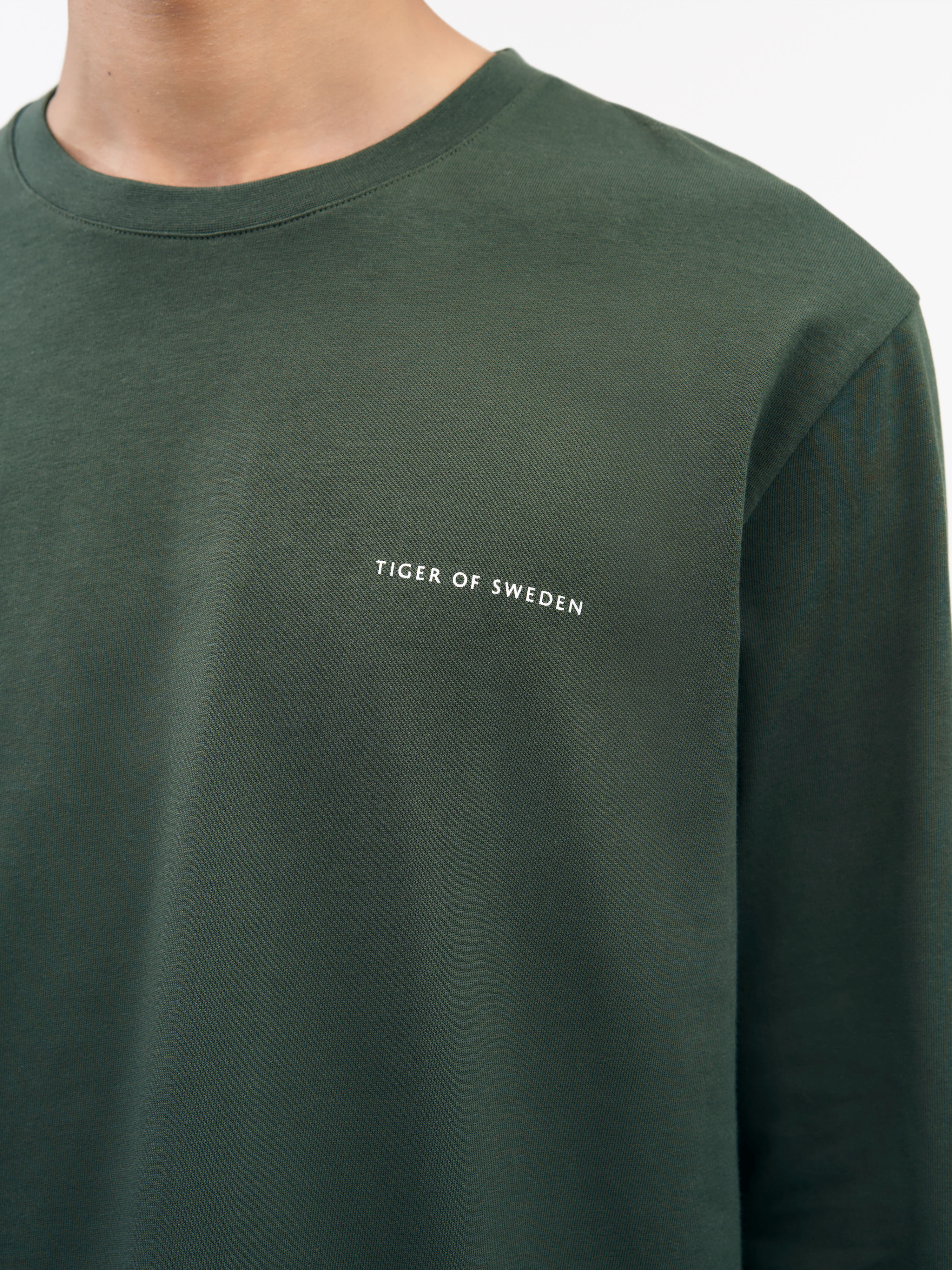 【関税込み】Tiger of Sweden トープ Pro Tシャツ Olaf T-Shirt | Tiger Of Sweden