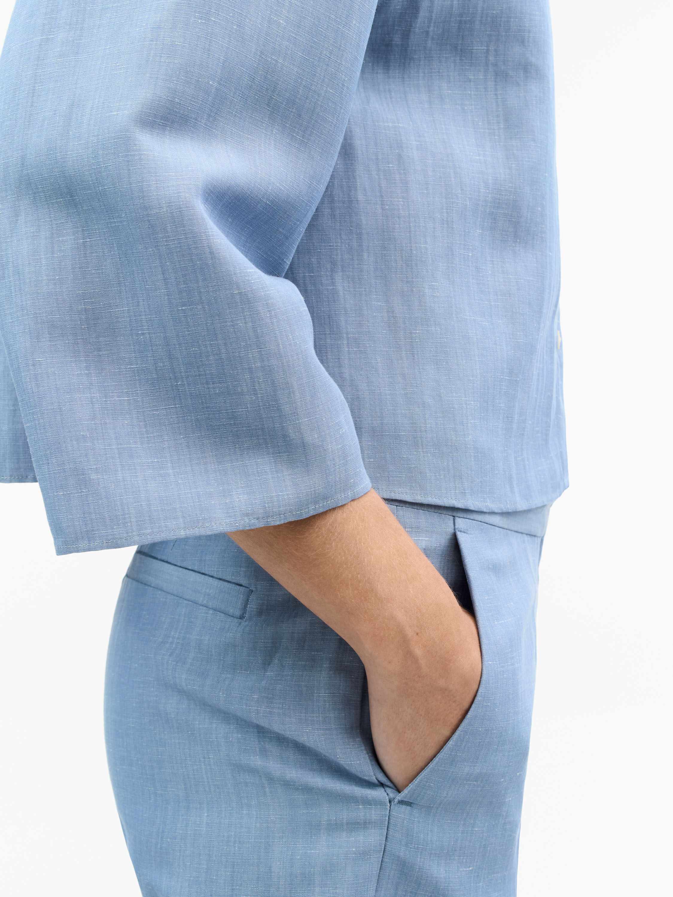 Corins Cropped Linen Shirt