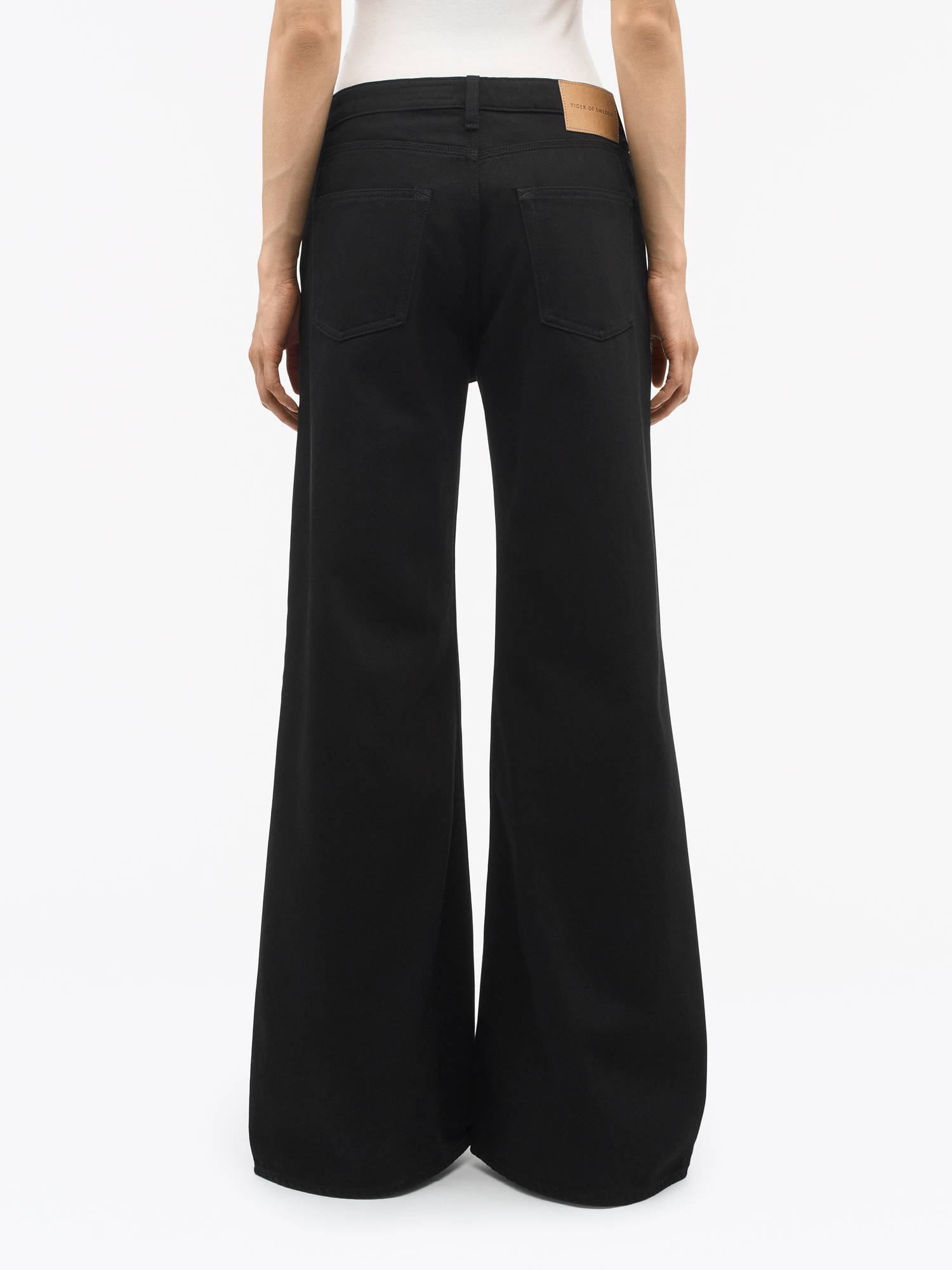Kinne Relaxed-Fit Jeans