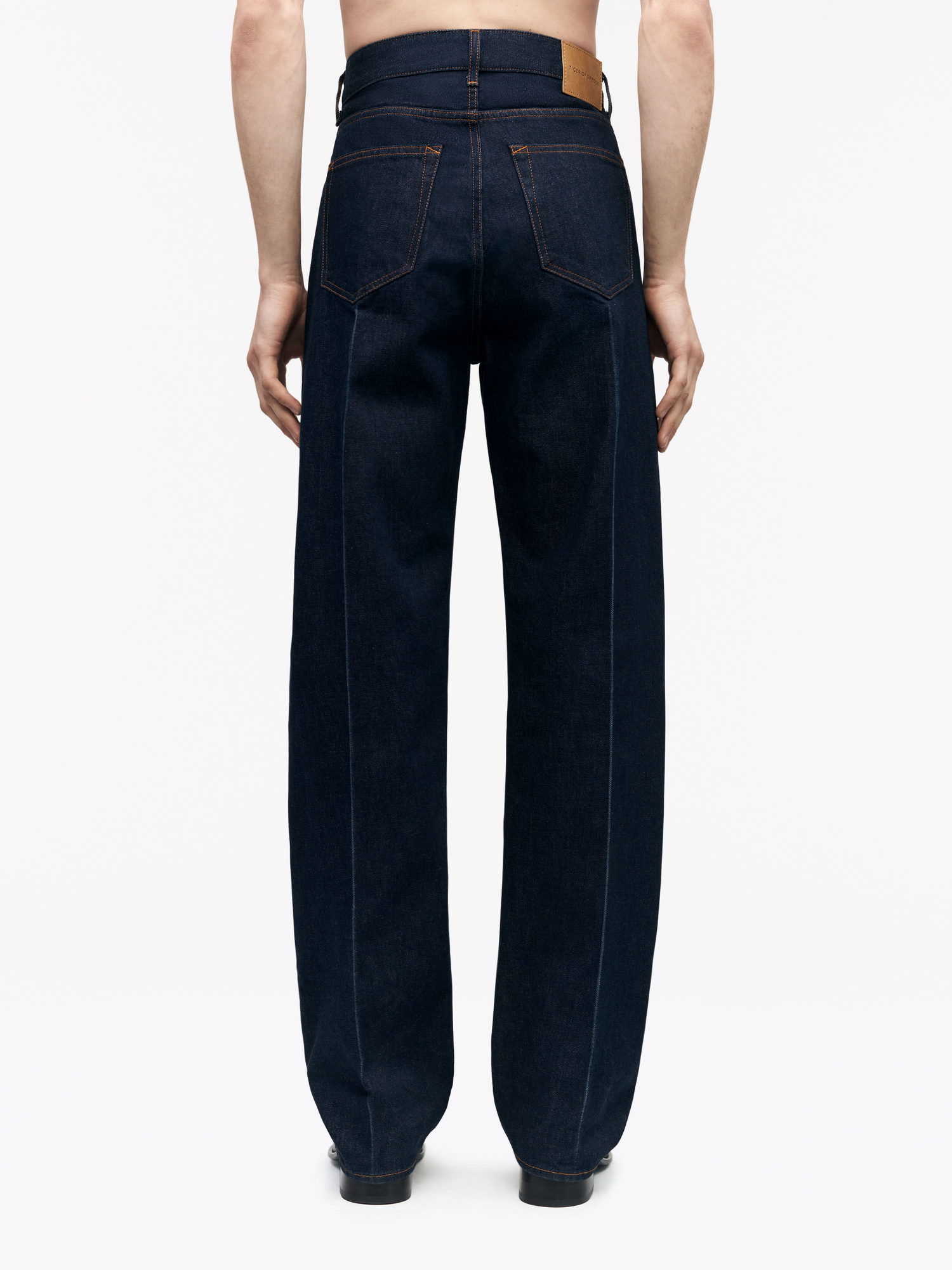 Alec Jeans
