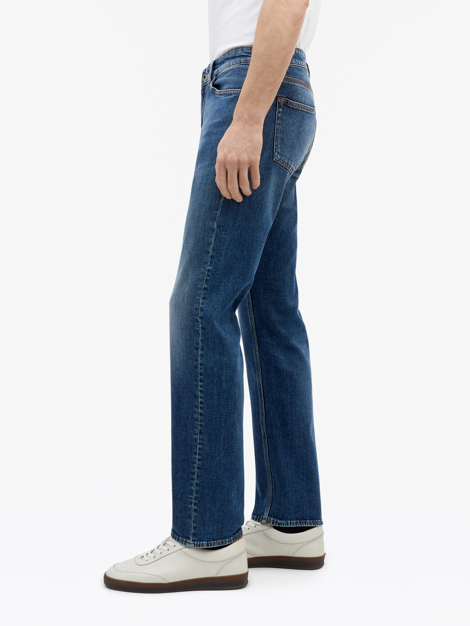 Des Mid-Rise Jeans