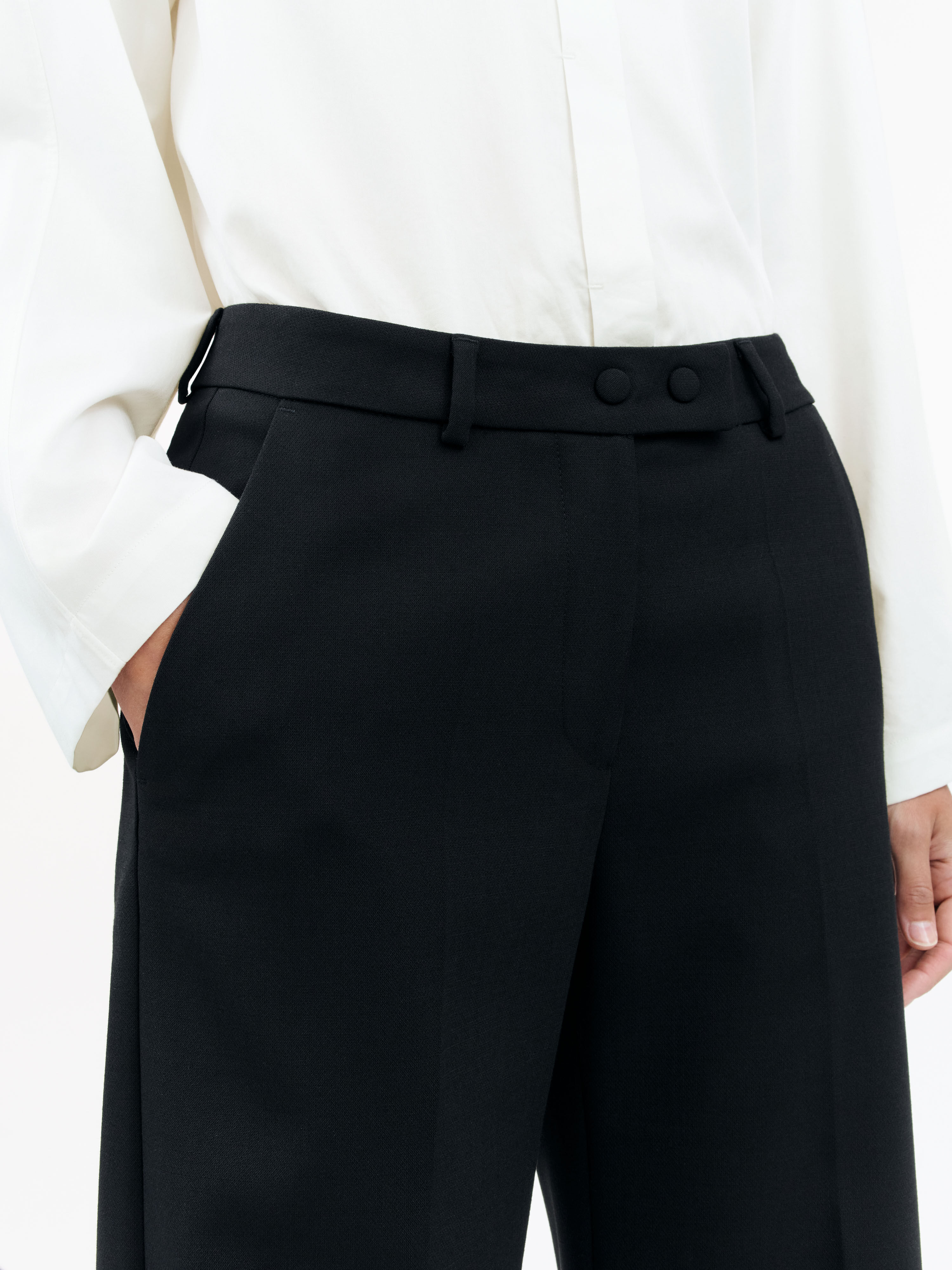 Hedvi Ausgestellte Hose