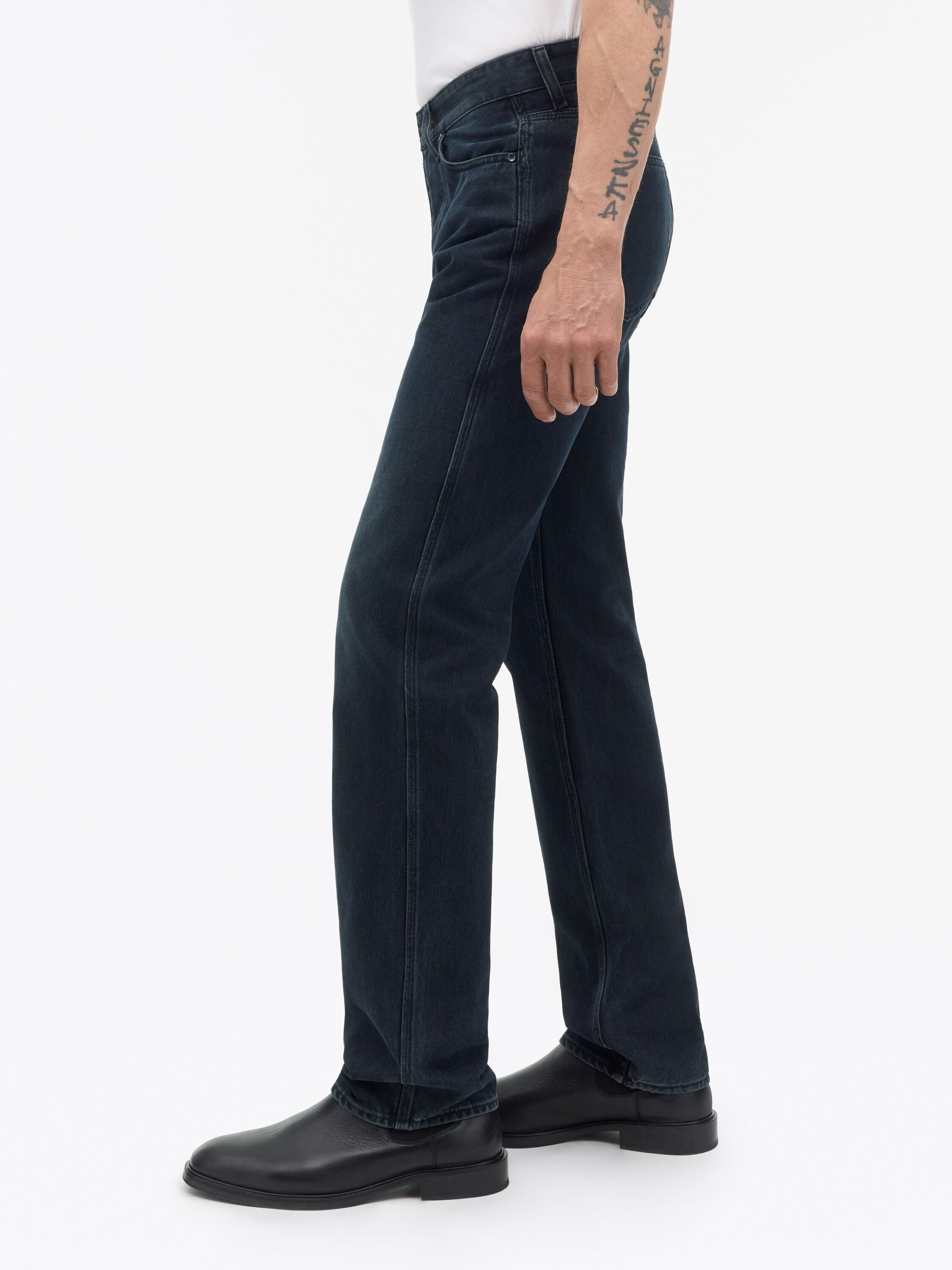 Kit Terrain Regular-Fit Jeans