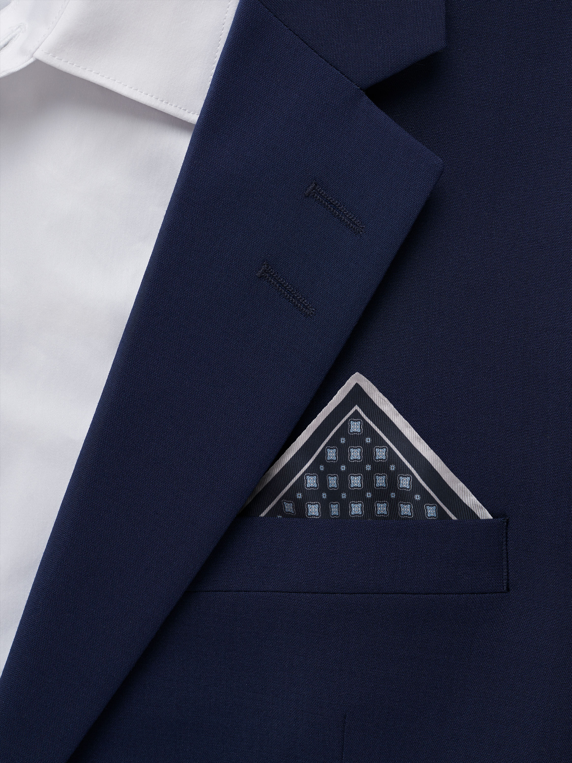 Quadra Silk Handkerchief 