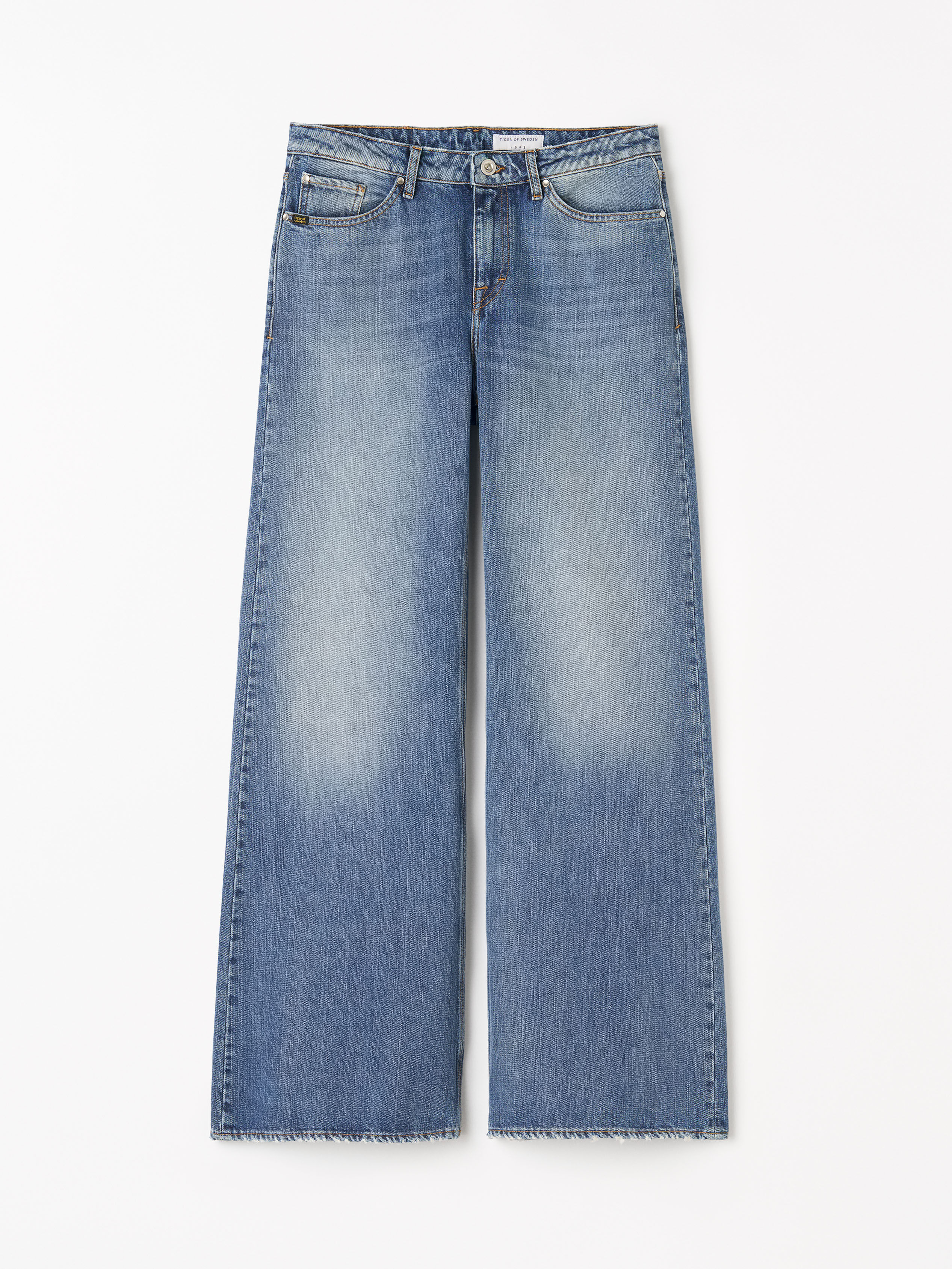 Kinne Essence Loose-Fit Jeans