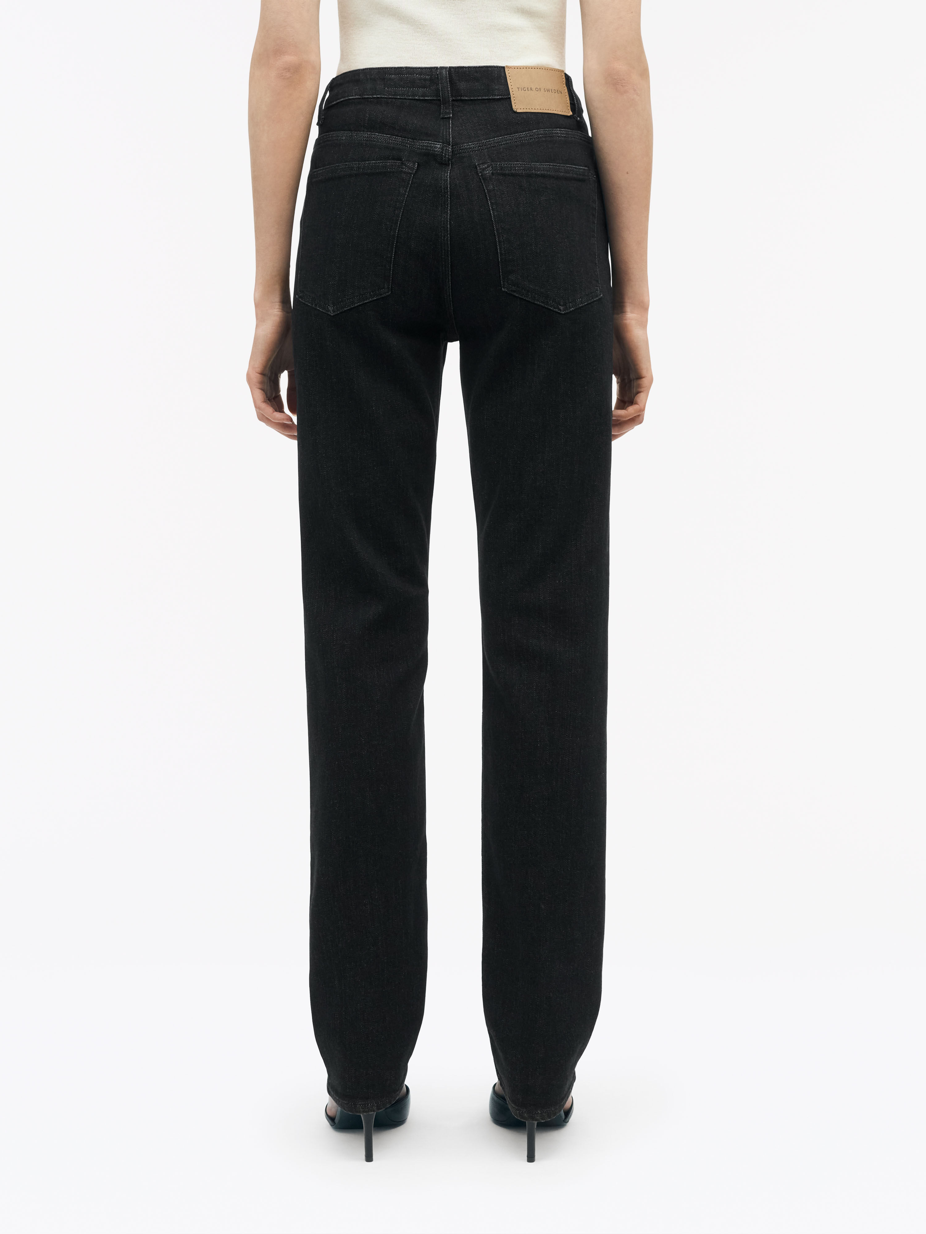 Maggie Slim Straight Jeans