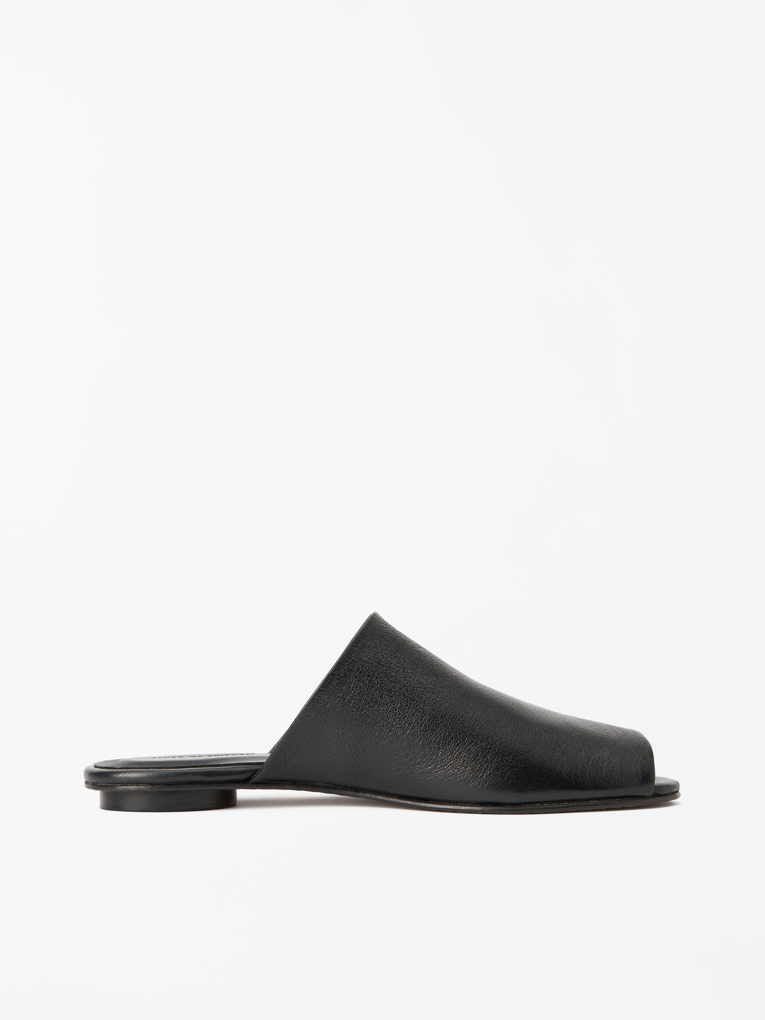 Barka Sandals