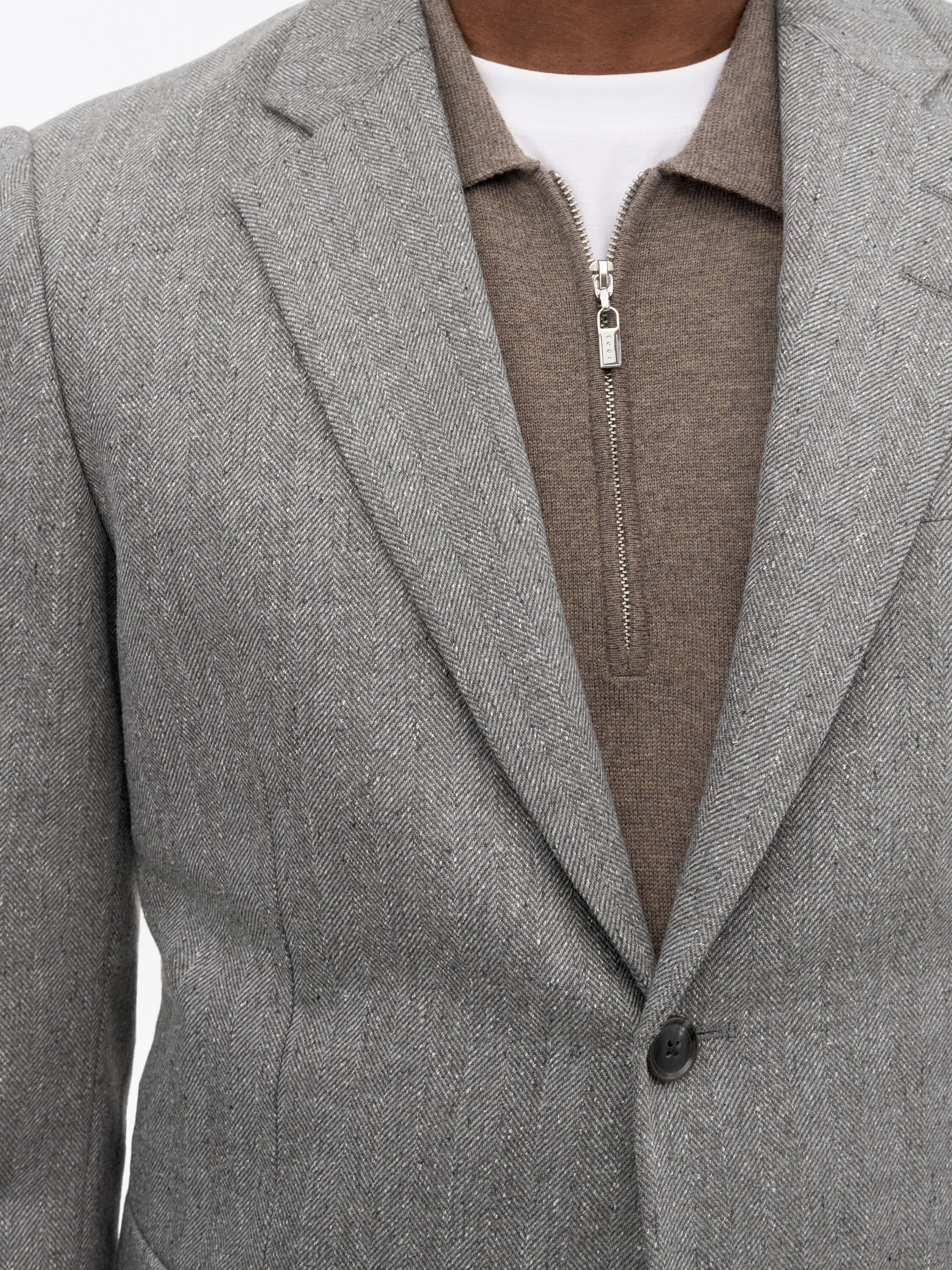 Justin P Herringbone Suit