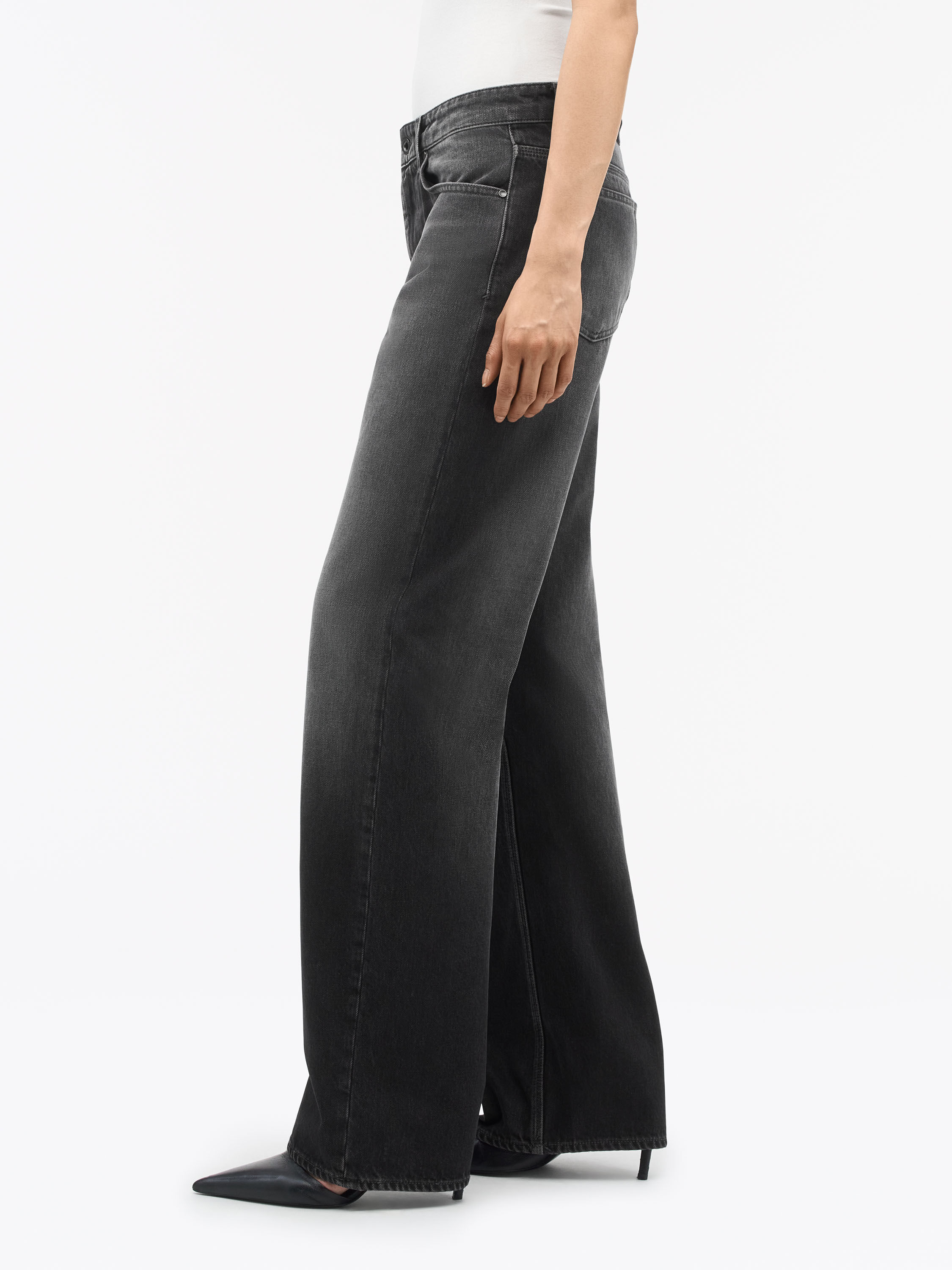 Milis Mid-Rise Jeans