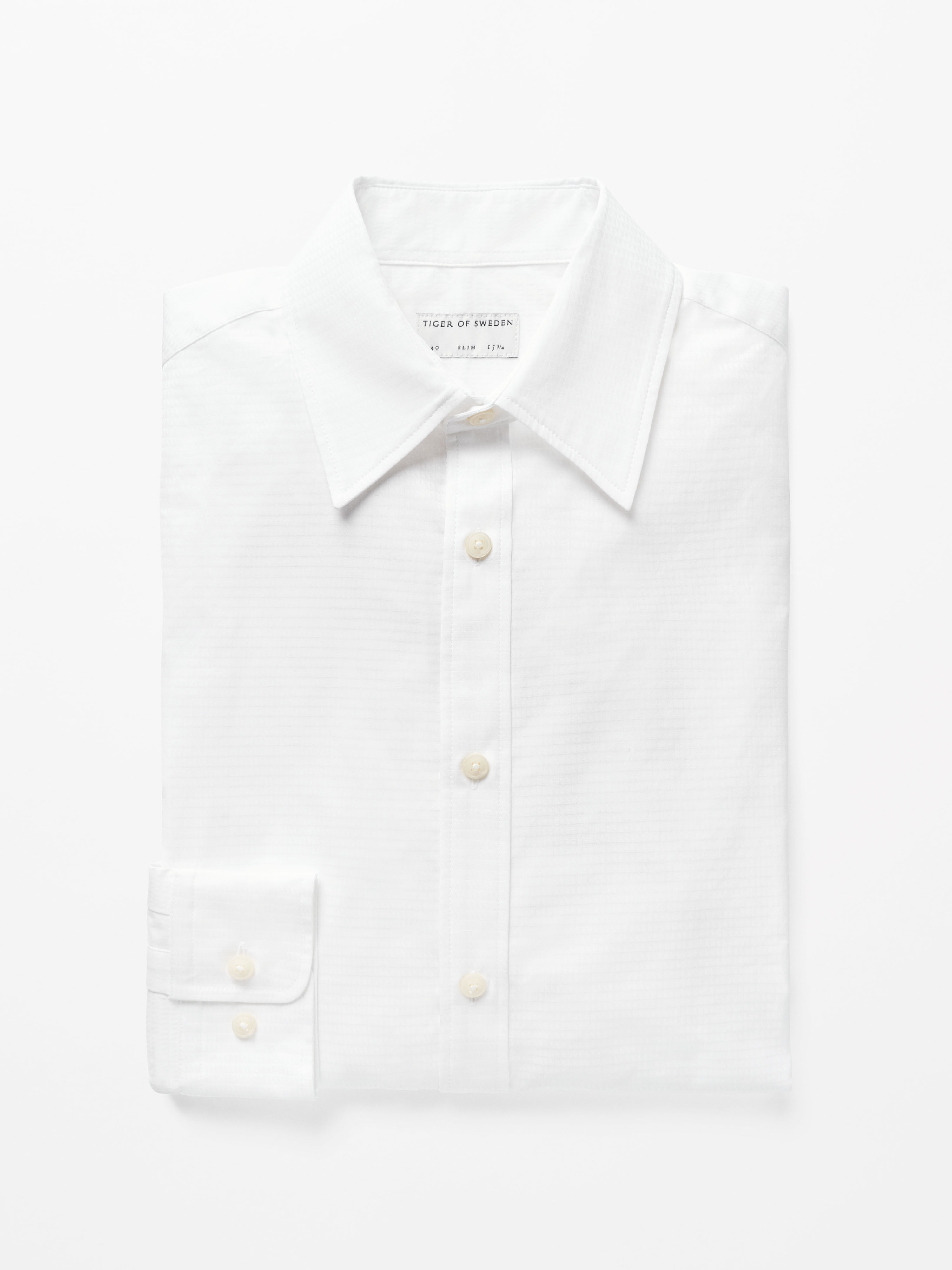 Lowan Shirt