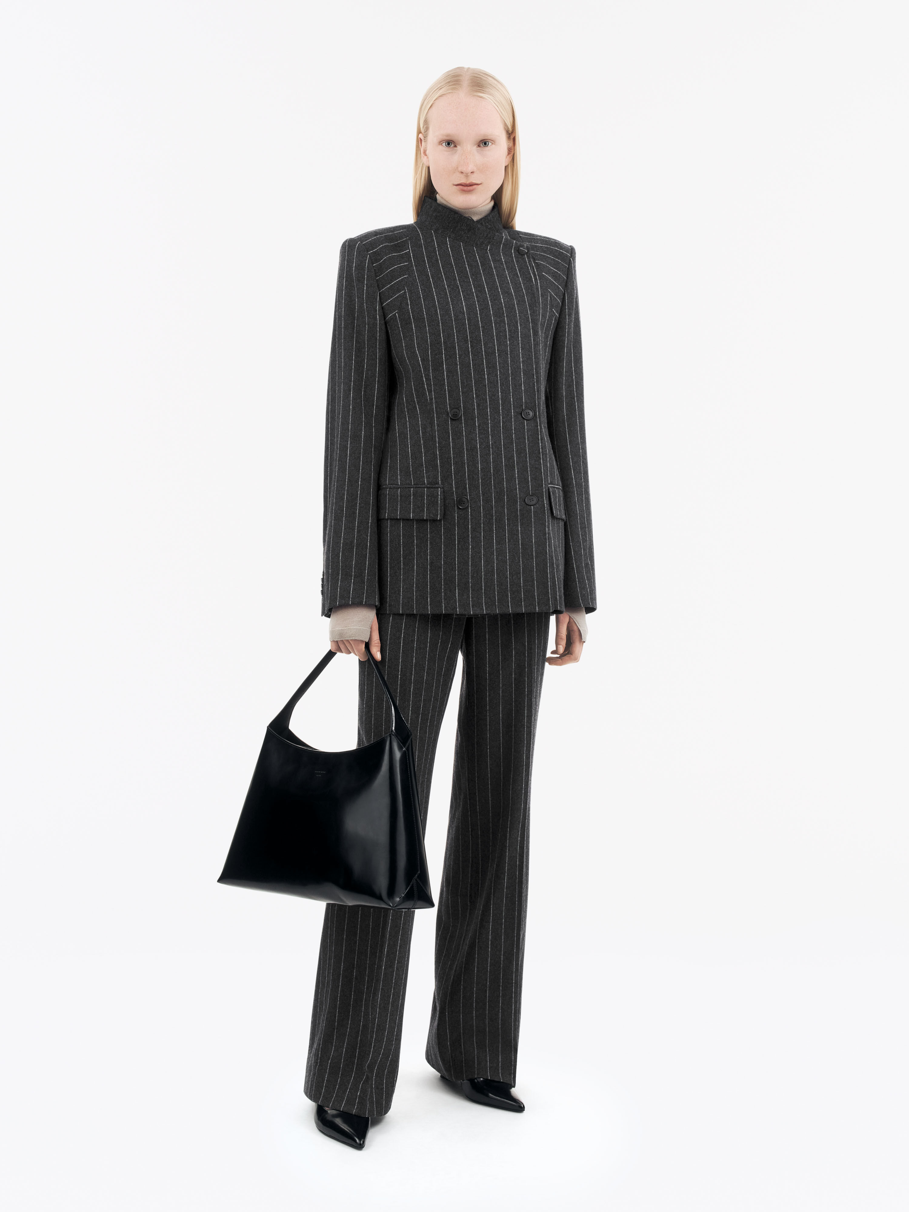 Neira Elegent Leather Bag