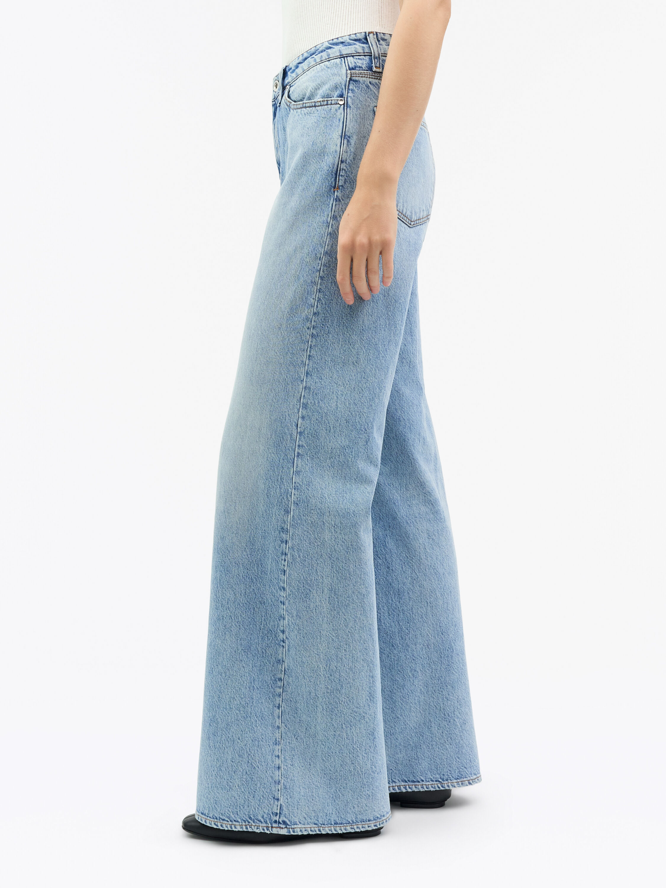 Kinne Loose Fit Jeans