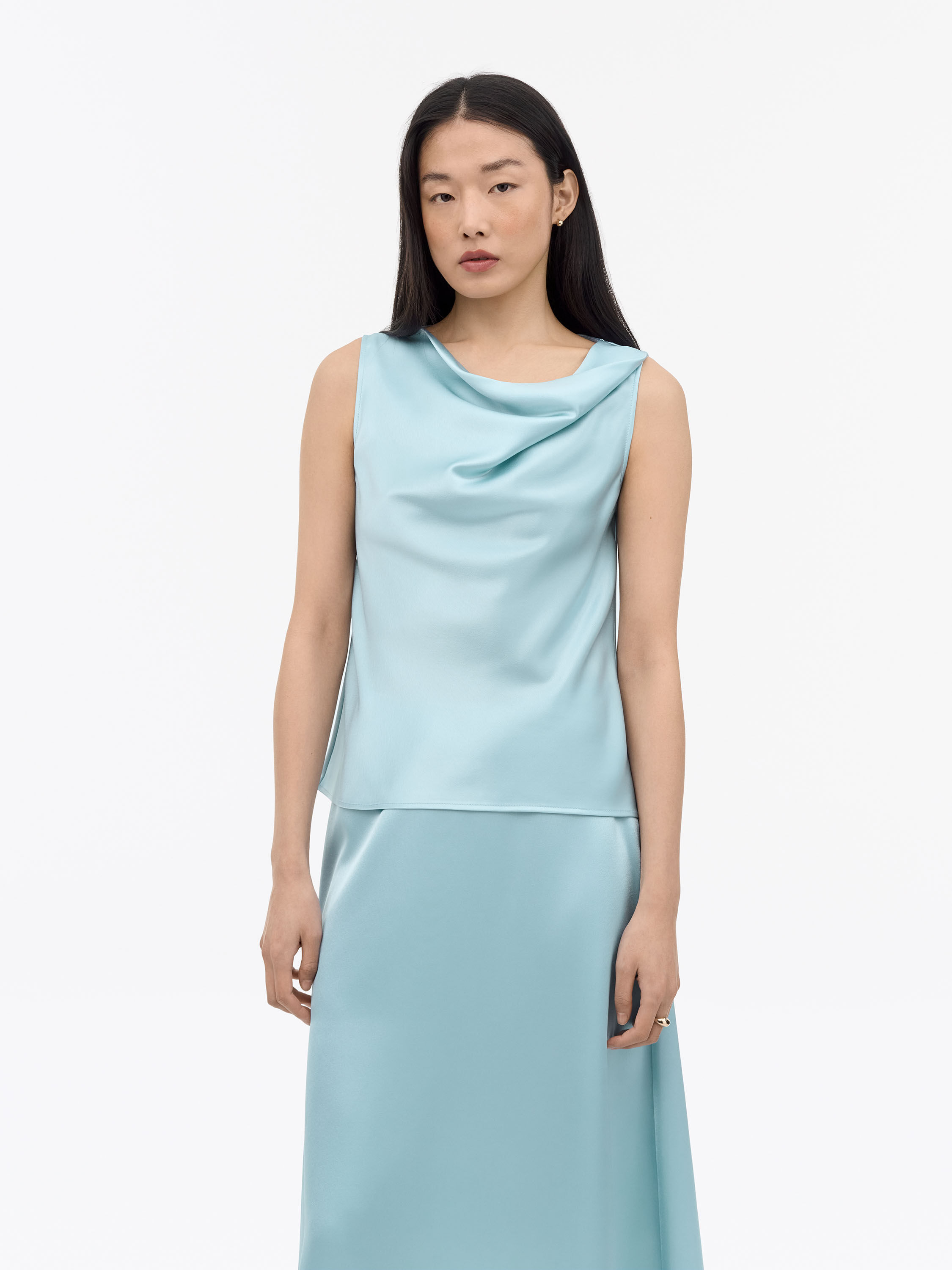 Helvie &Auml;rmelloses Satin-Top