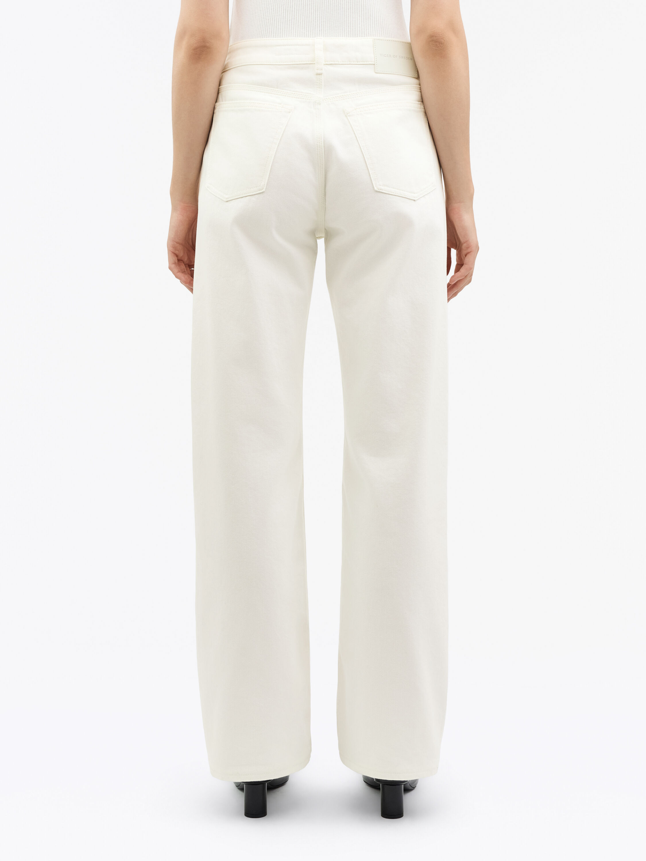 Milis Skylight Mid-Rise Jeans