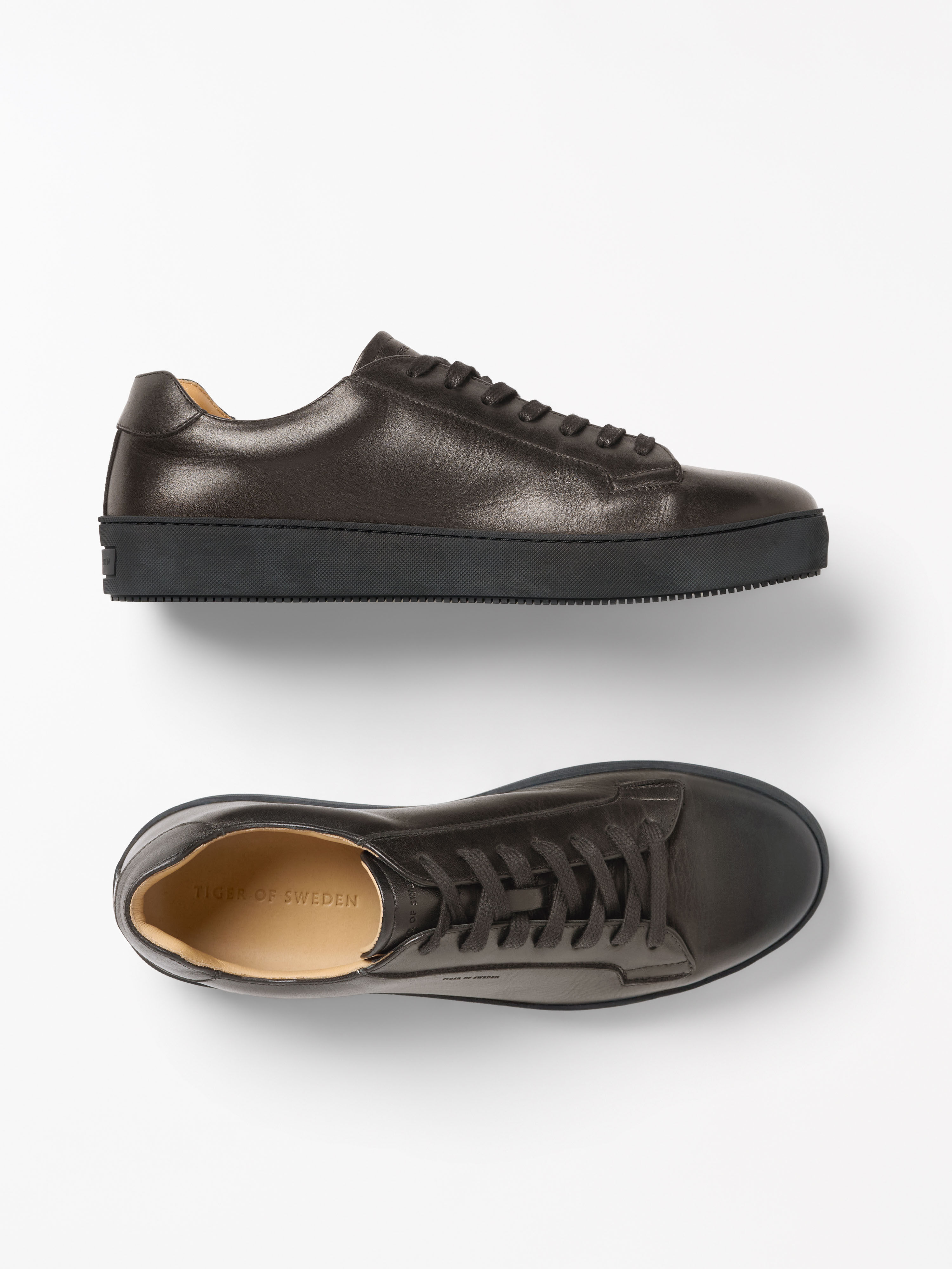 Salas 2 Classic Leather Sneakers