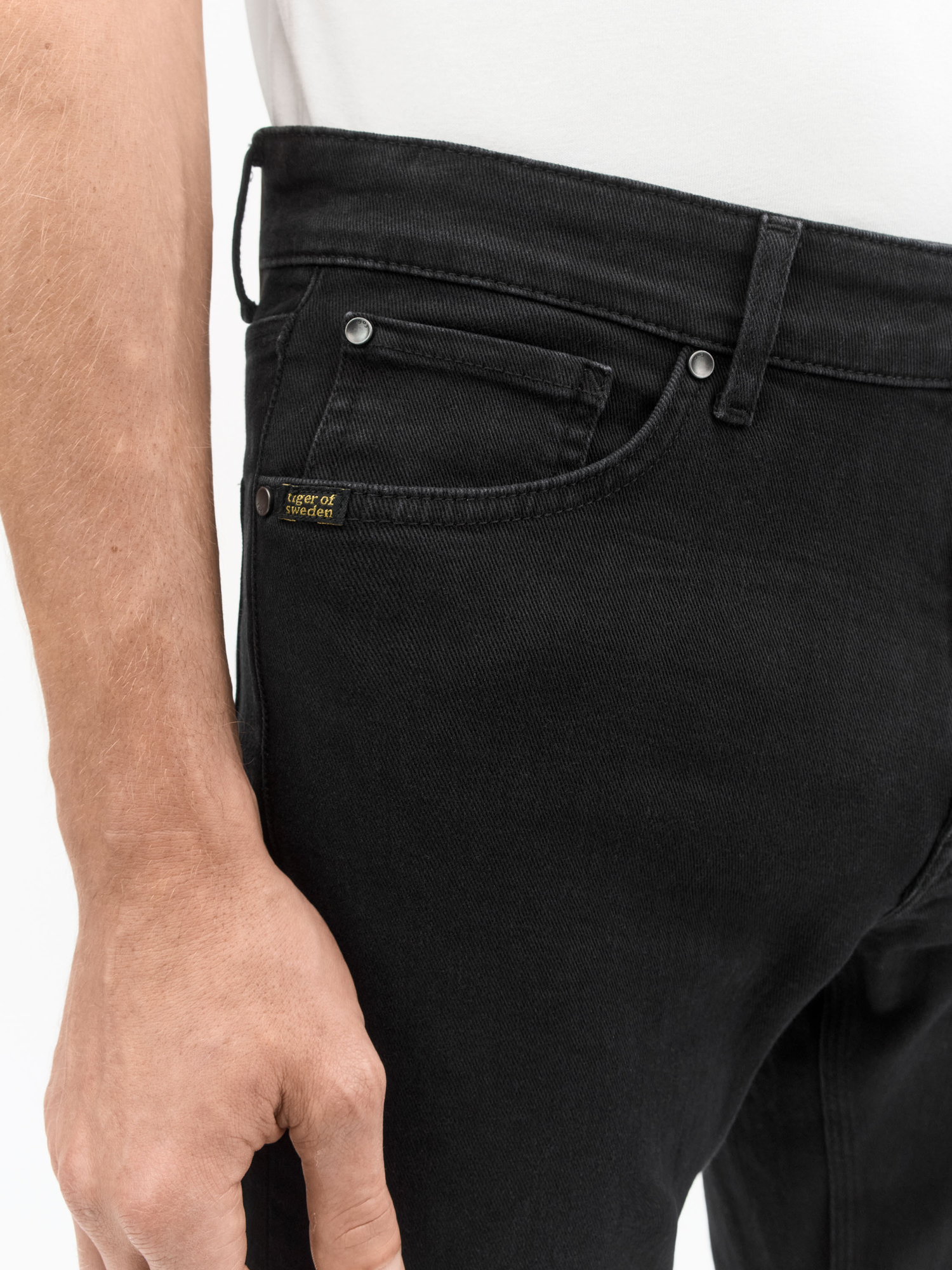 Des Mid-Rise Jeans