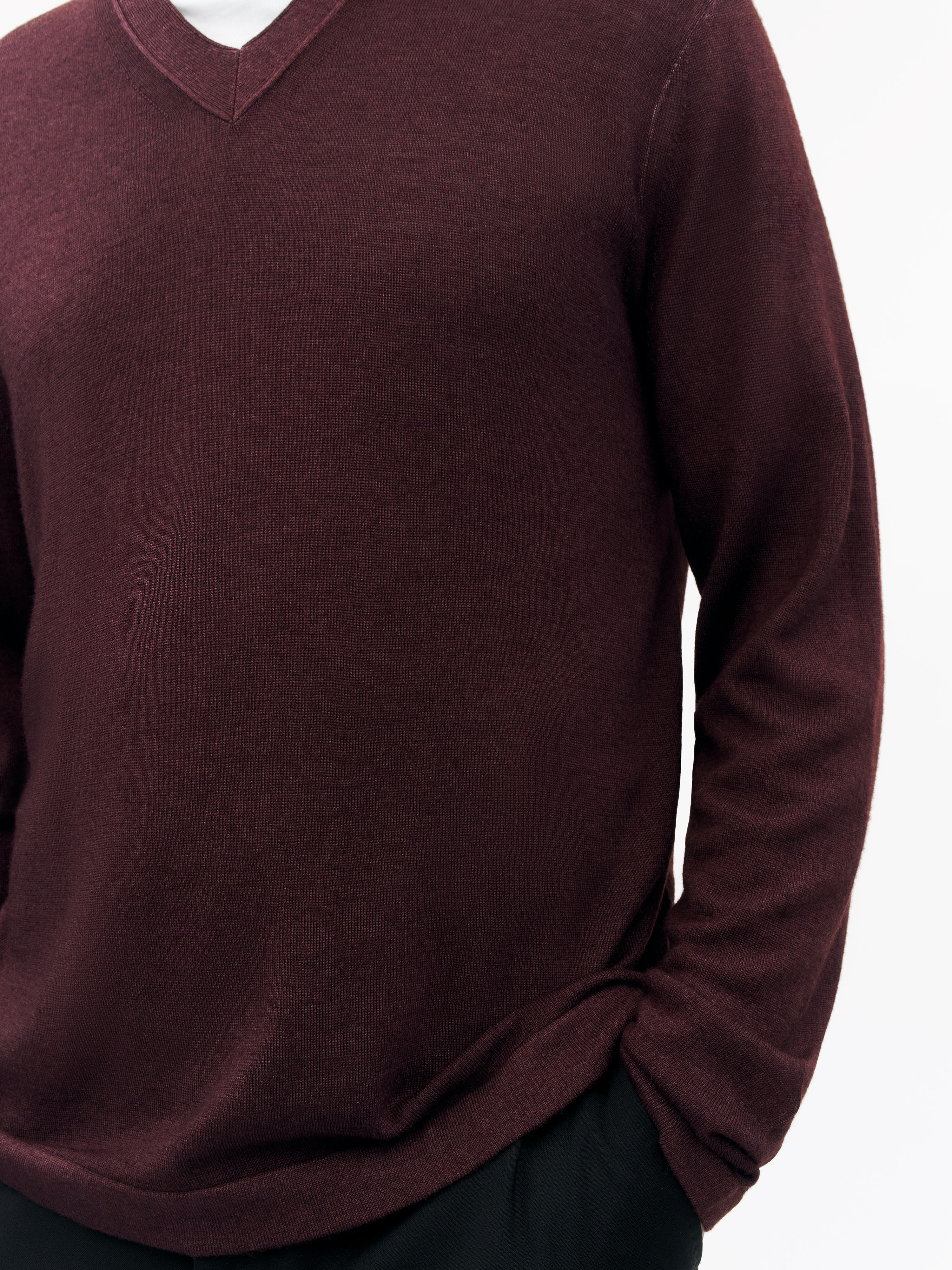 Finn V-Neck Merino Wool Sweater
