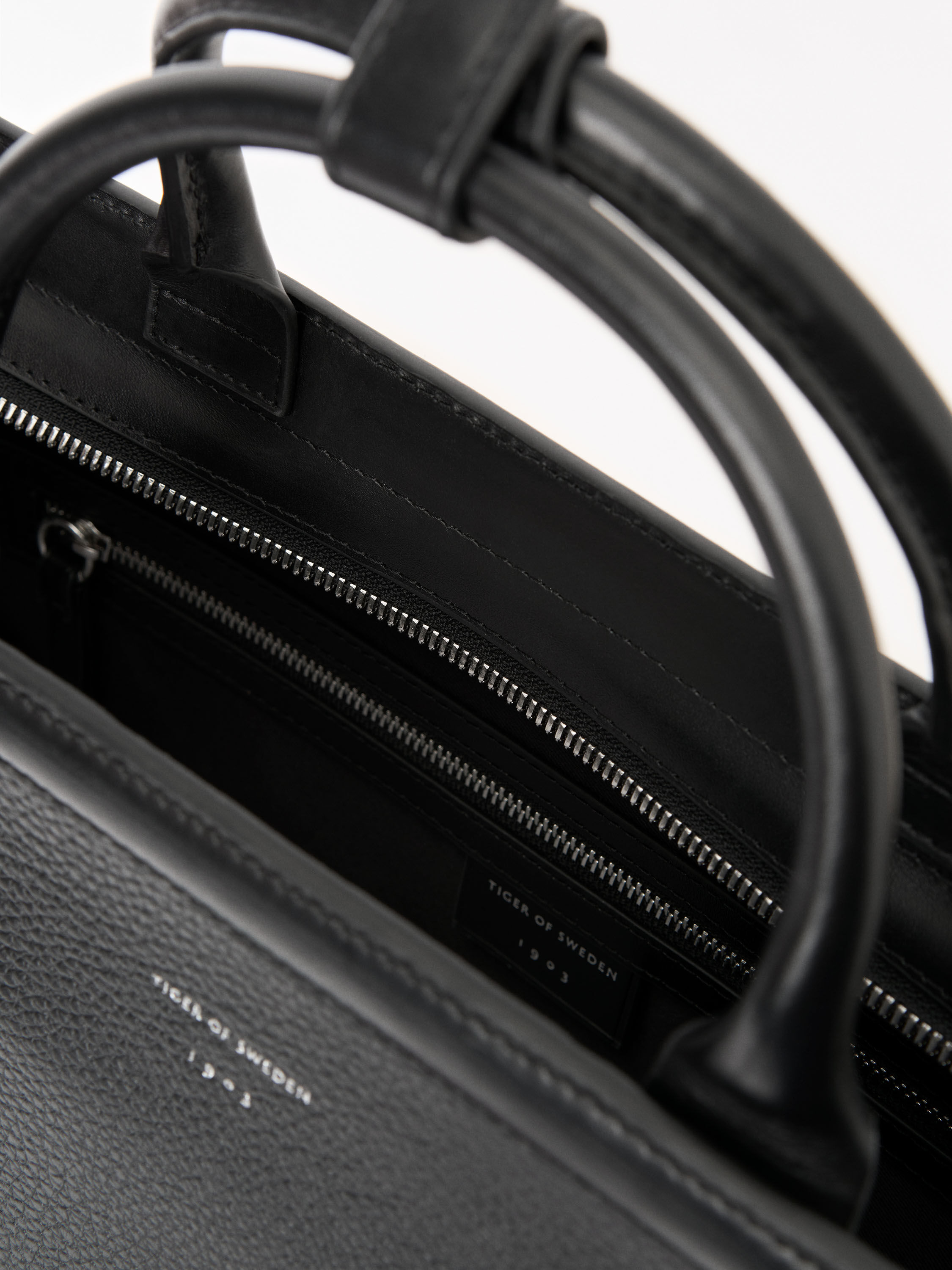 Acori Leather Office Bag 