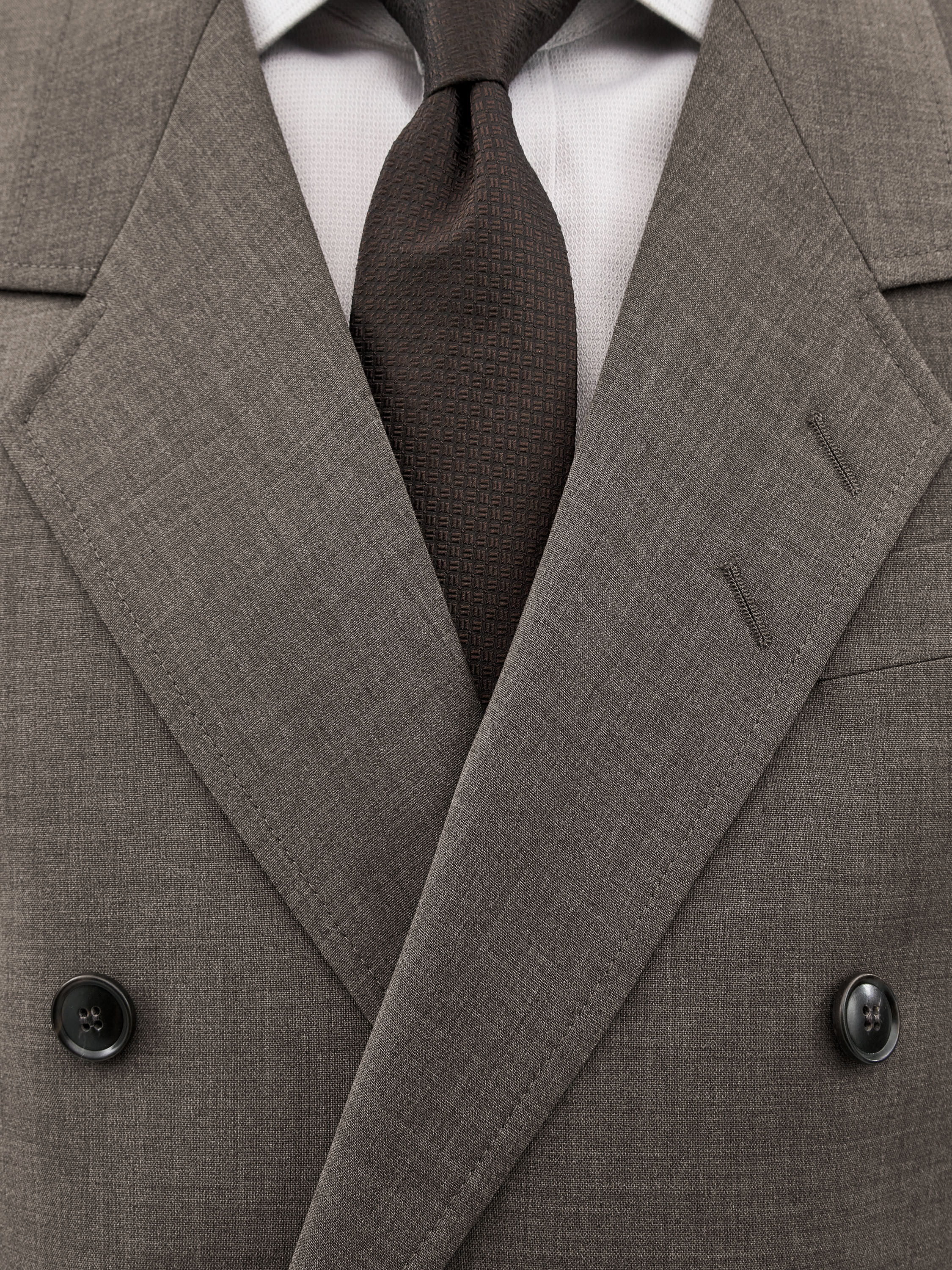 Jeen M&oslash;rkebrun Jakkes&aelig;t