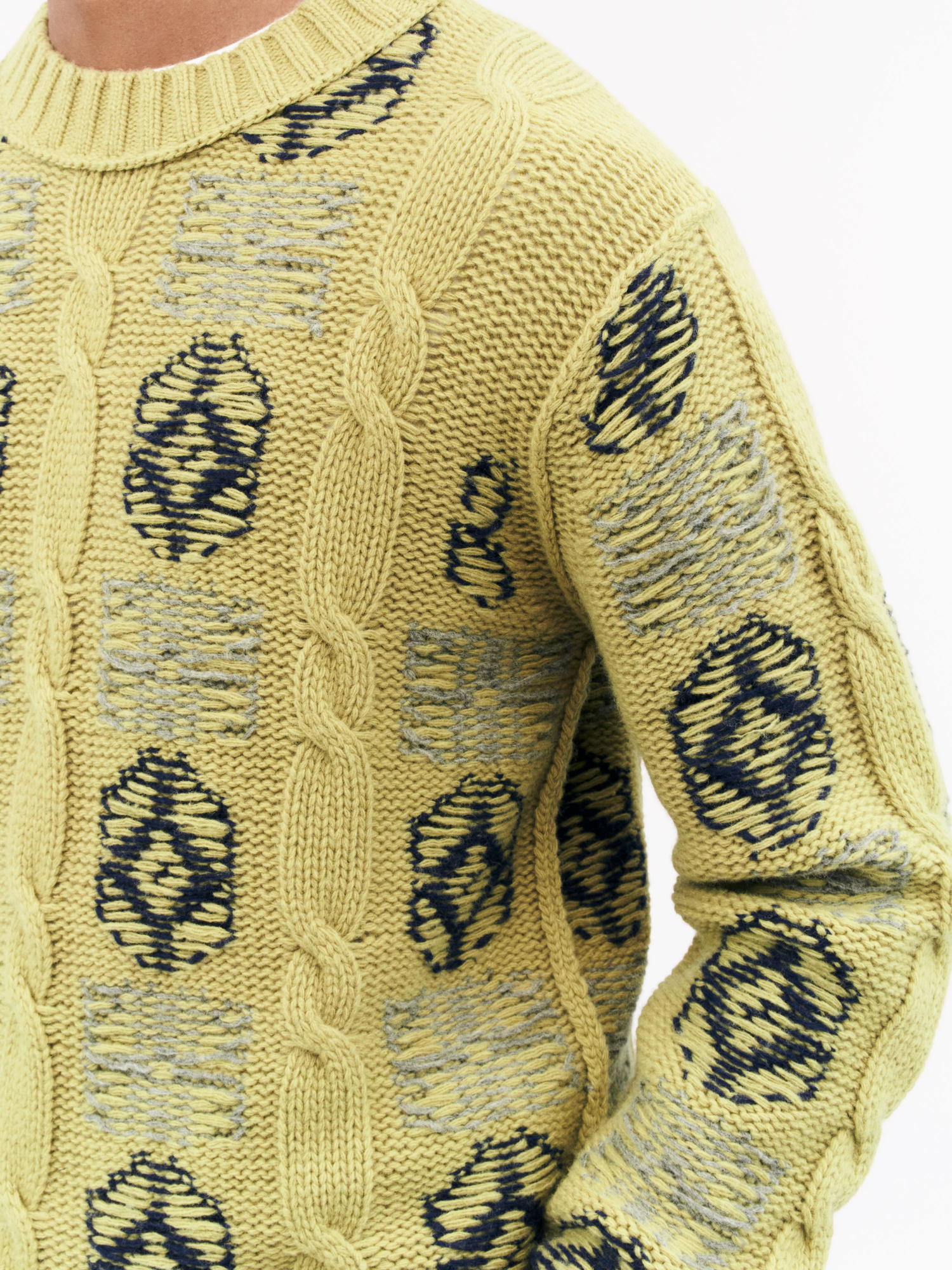 Arnol Sweater