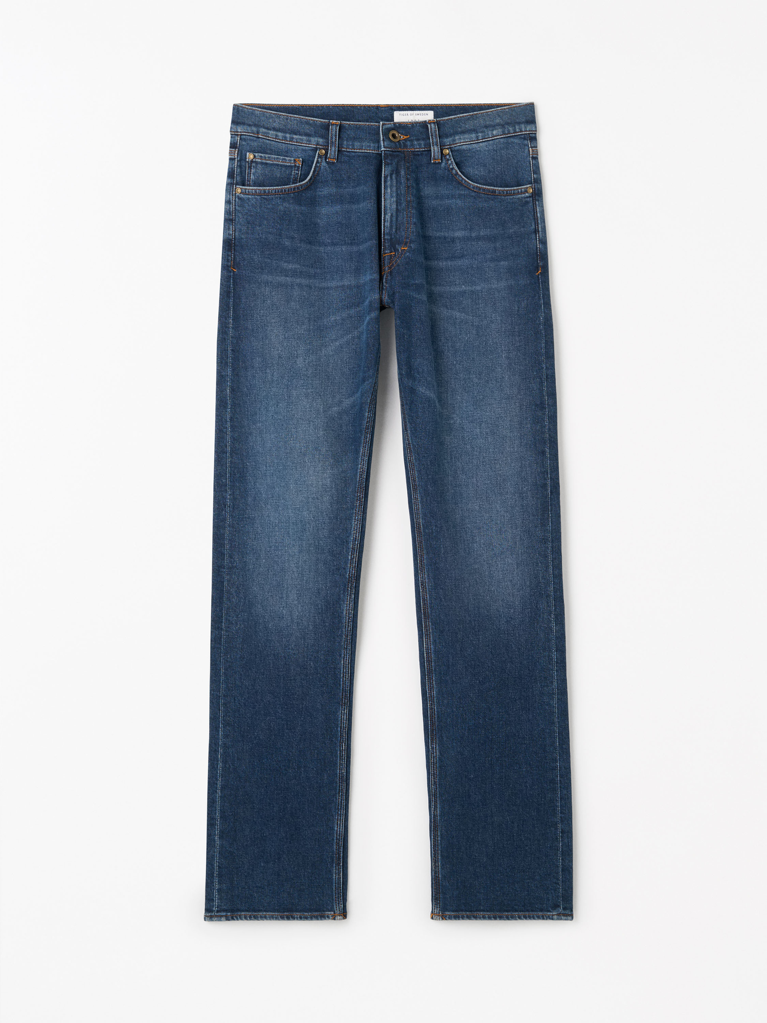 Des Slim-Straight Jeans