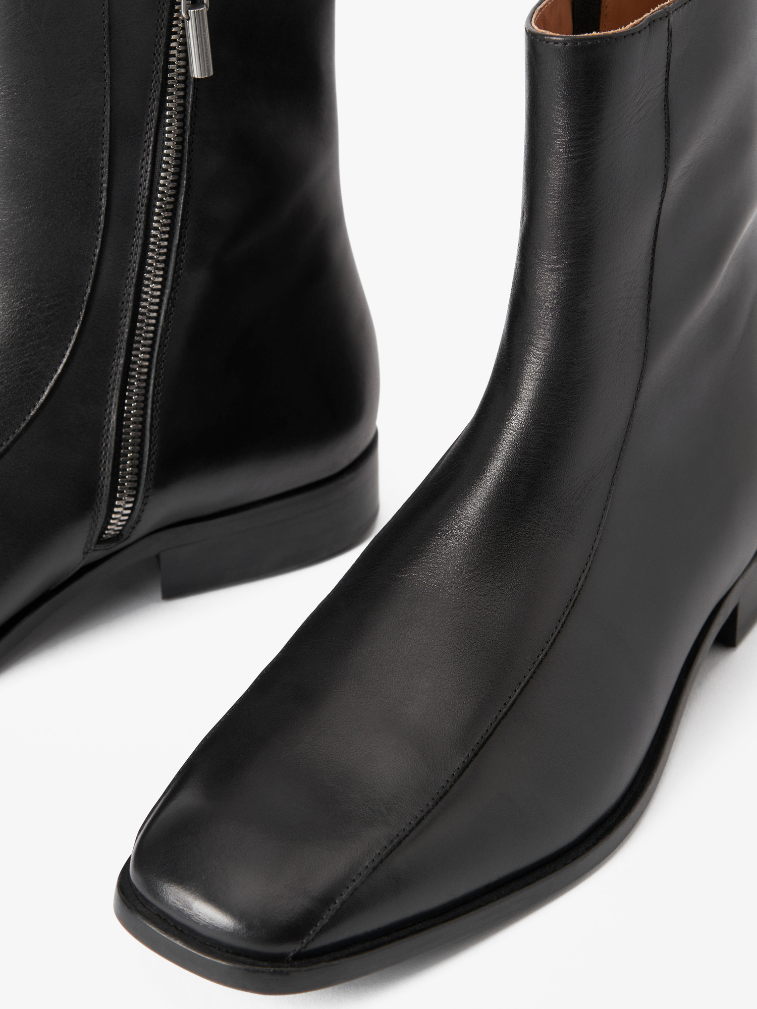 Probus Boots