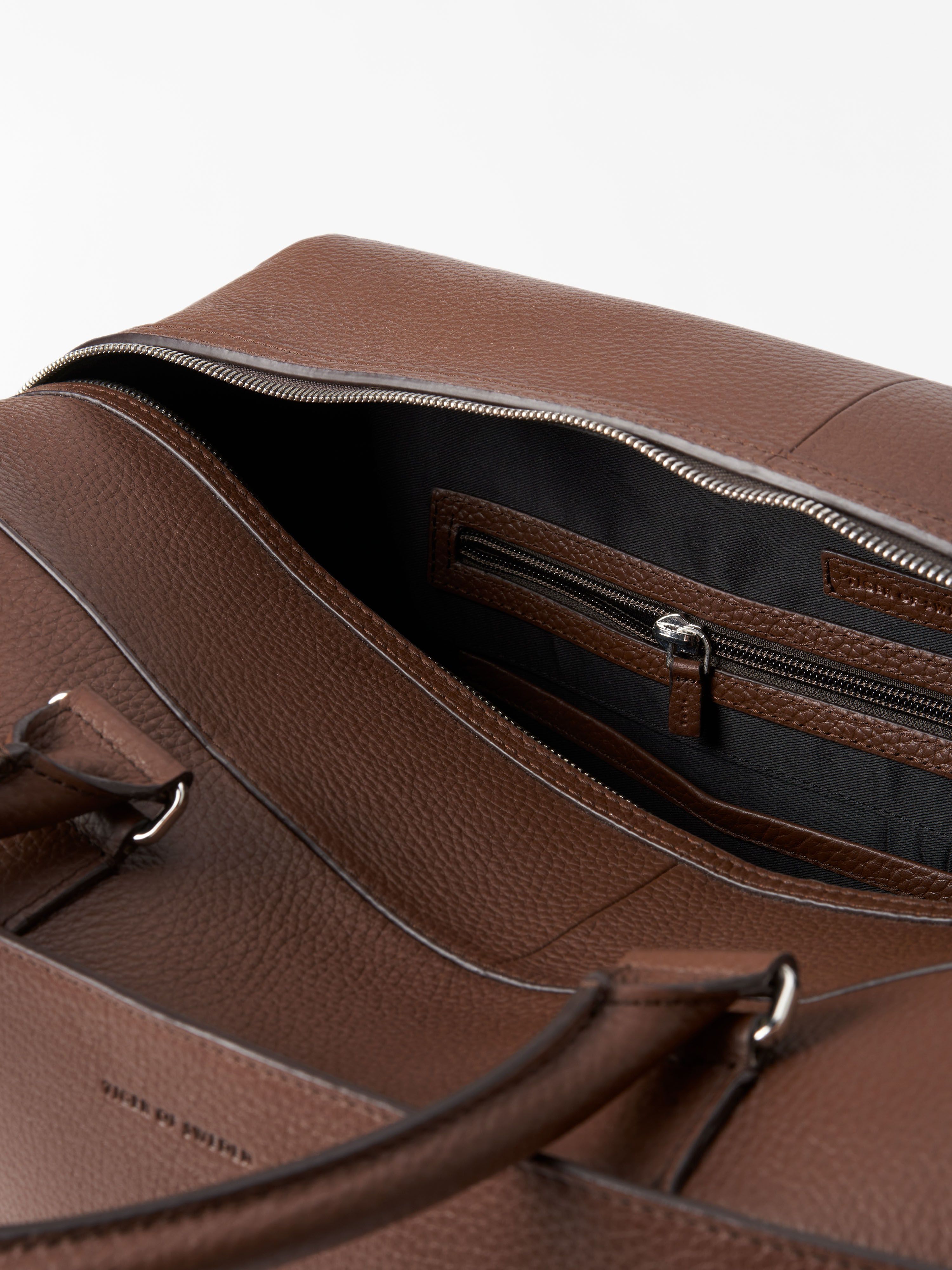 Brome Weekend Leather Bag