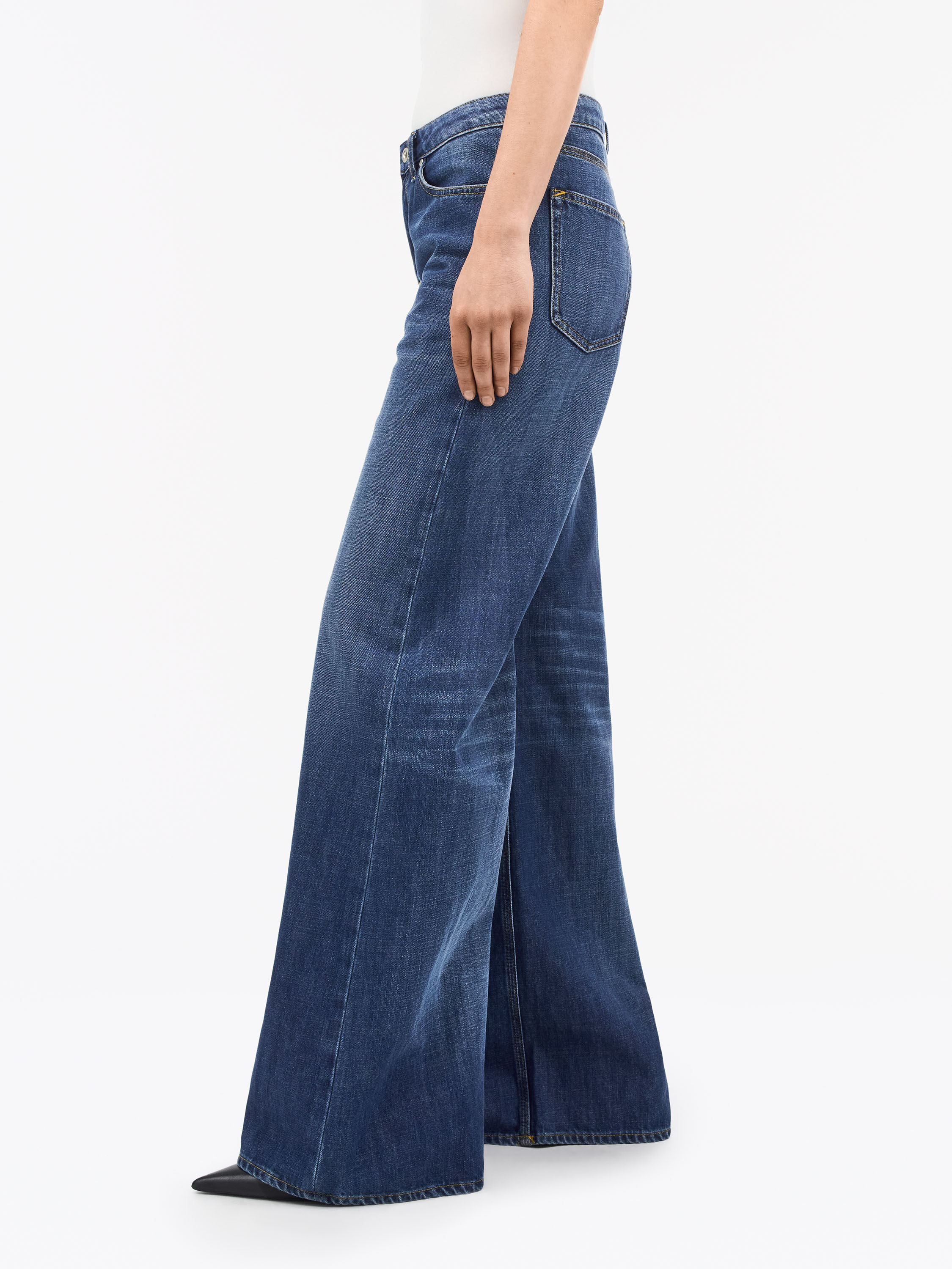 Kinne Relaxed-Fit Jeans