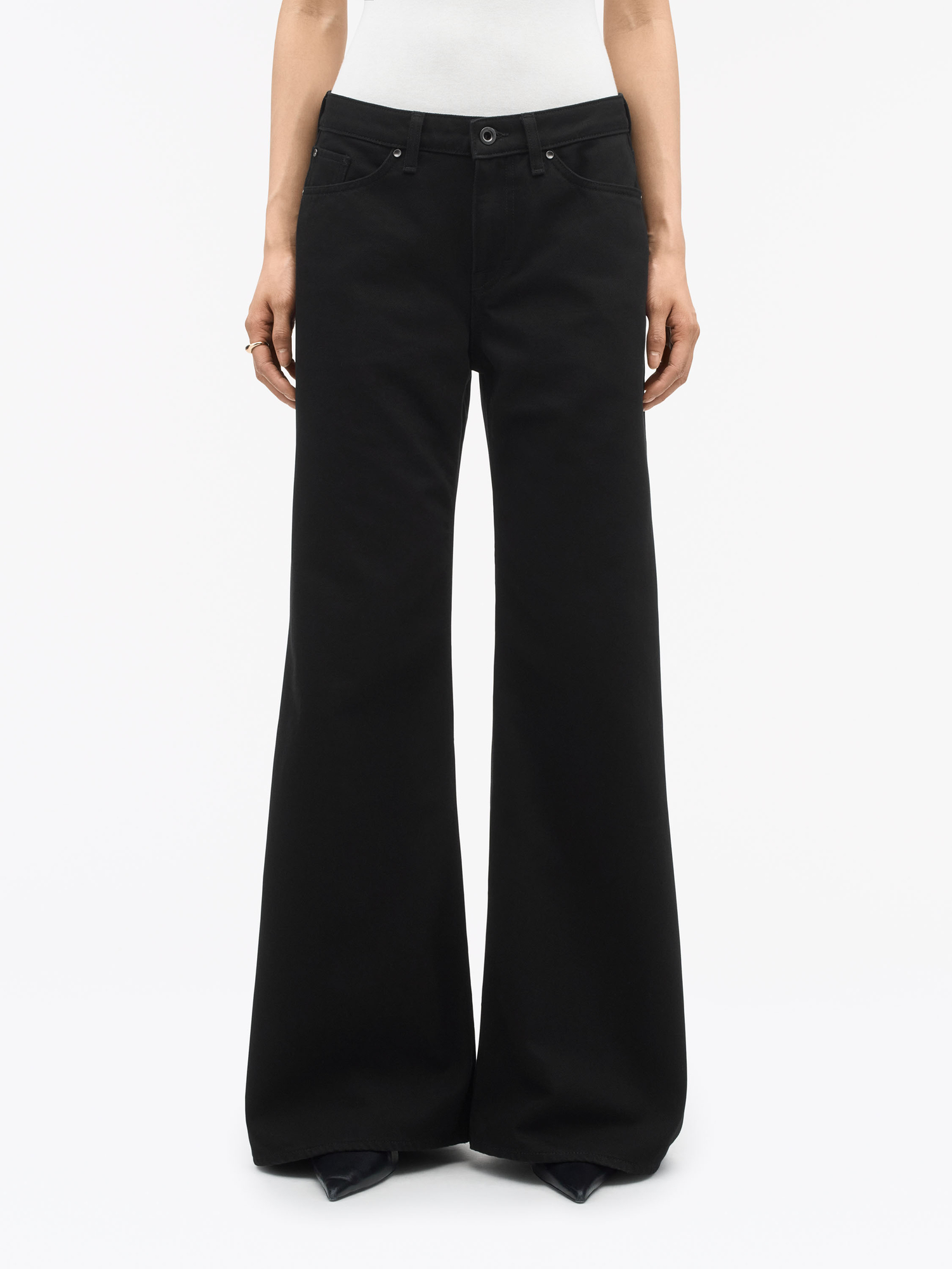 Kinne Relaxed-Fit Jeans