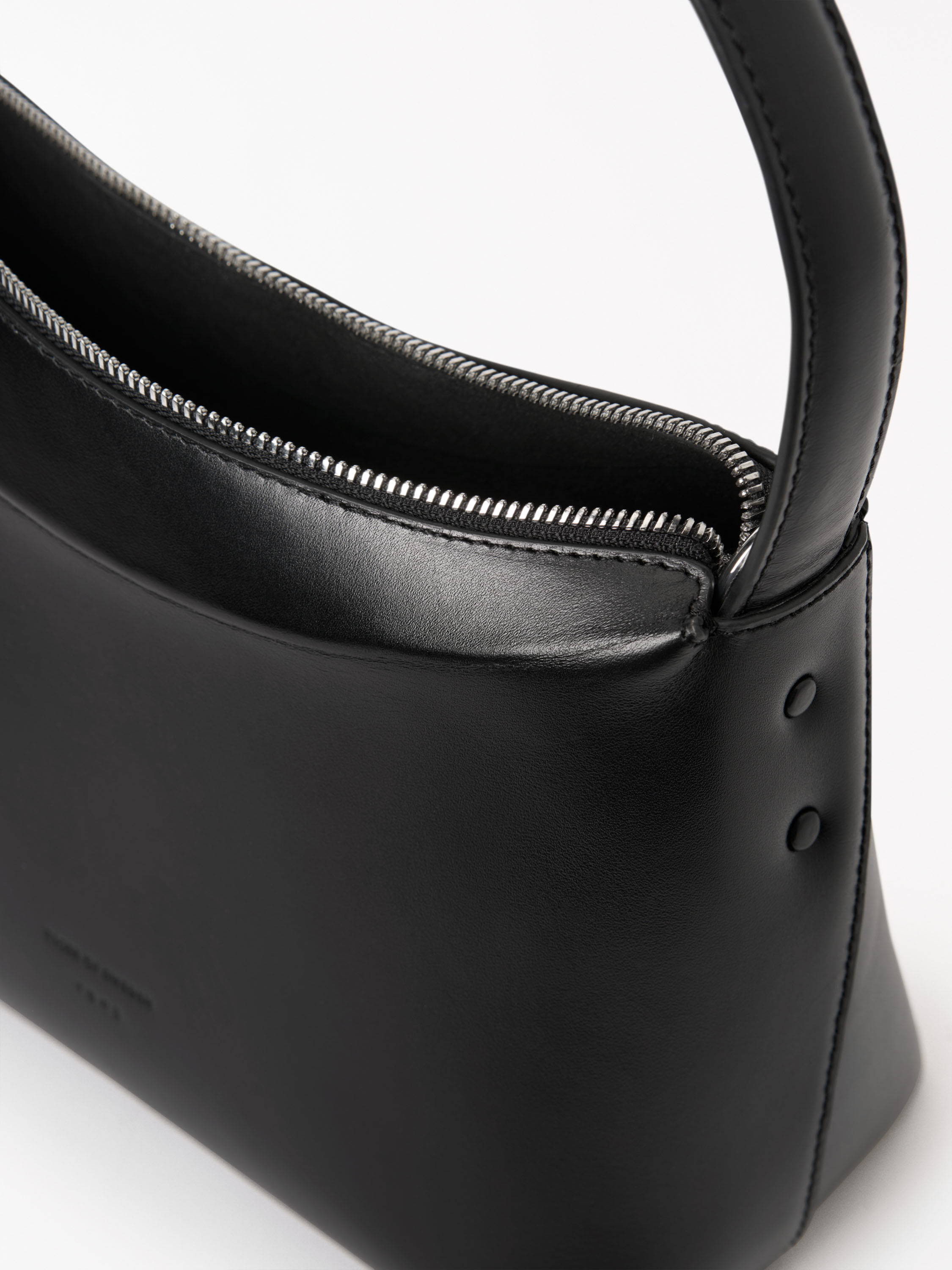 Conci Leather Shoulder Bag 