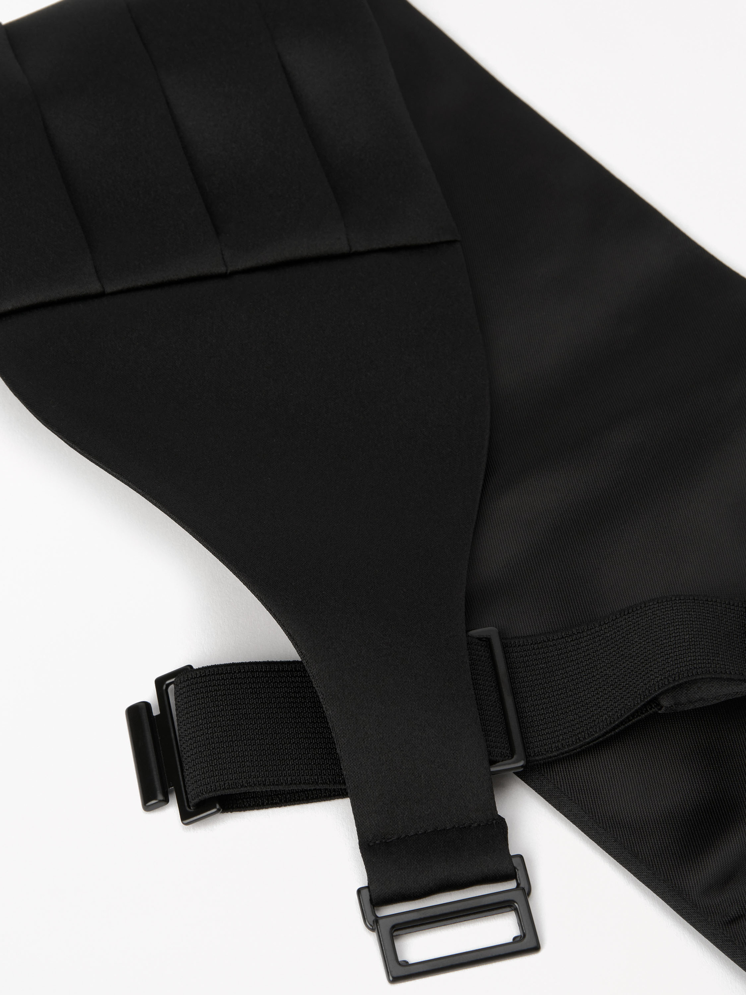 Cambre Elegant Satin Cummerbund