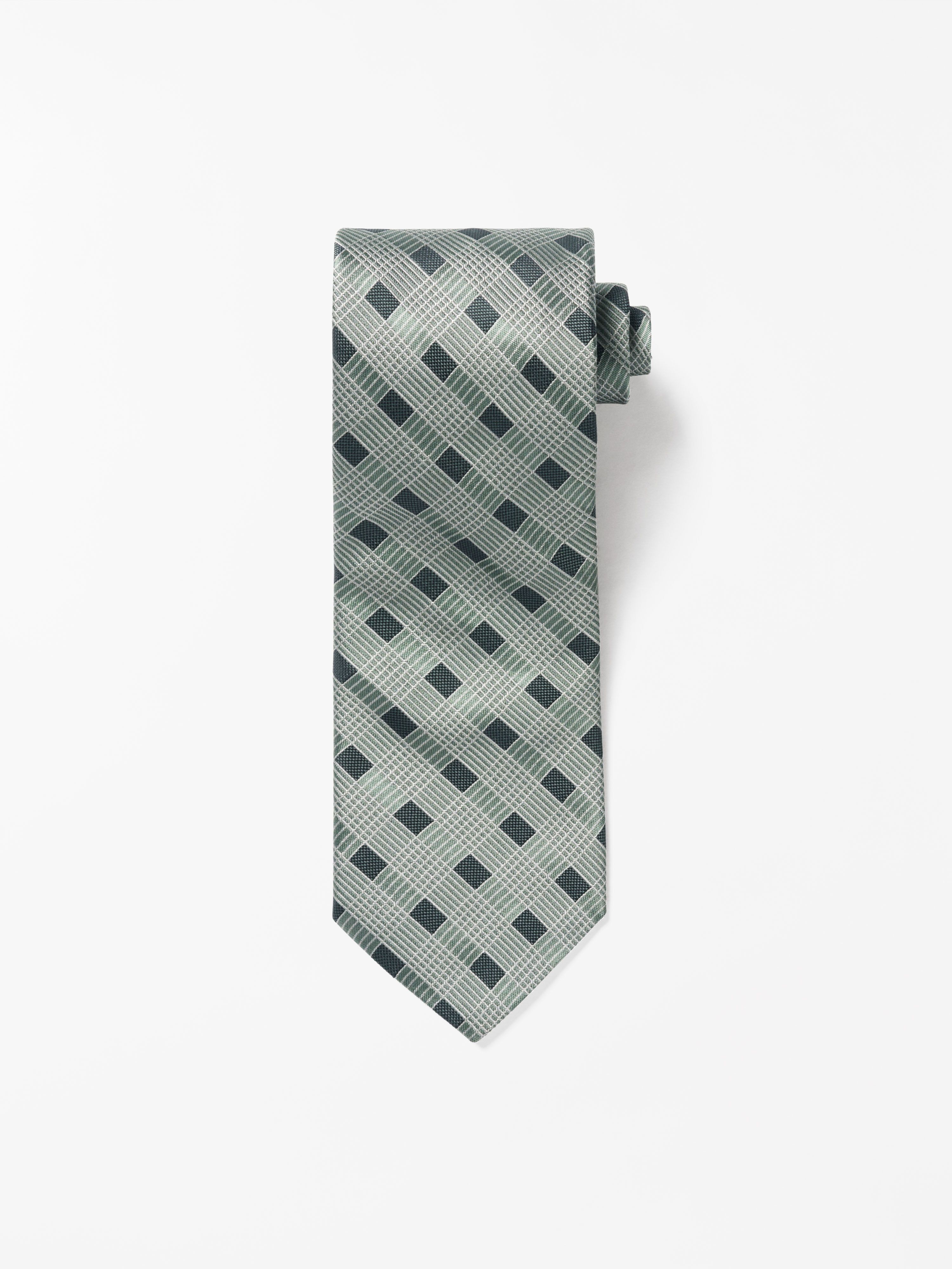 Moder Necktie