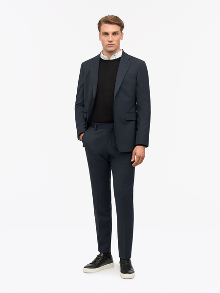 Tenutas Slim-Fit Trousers