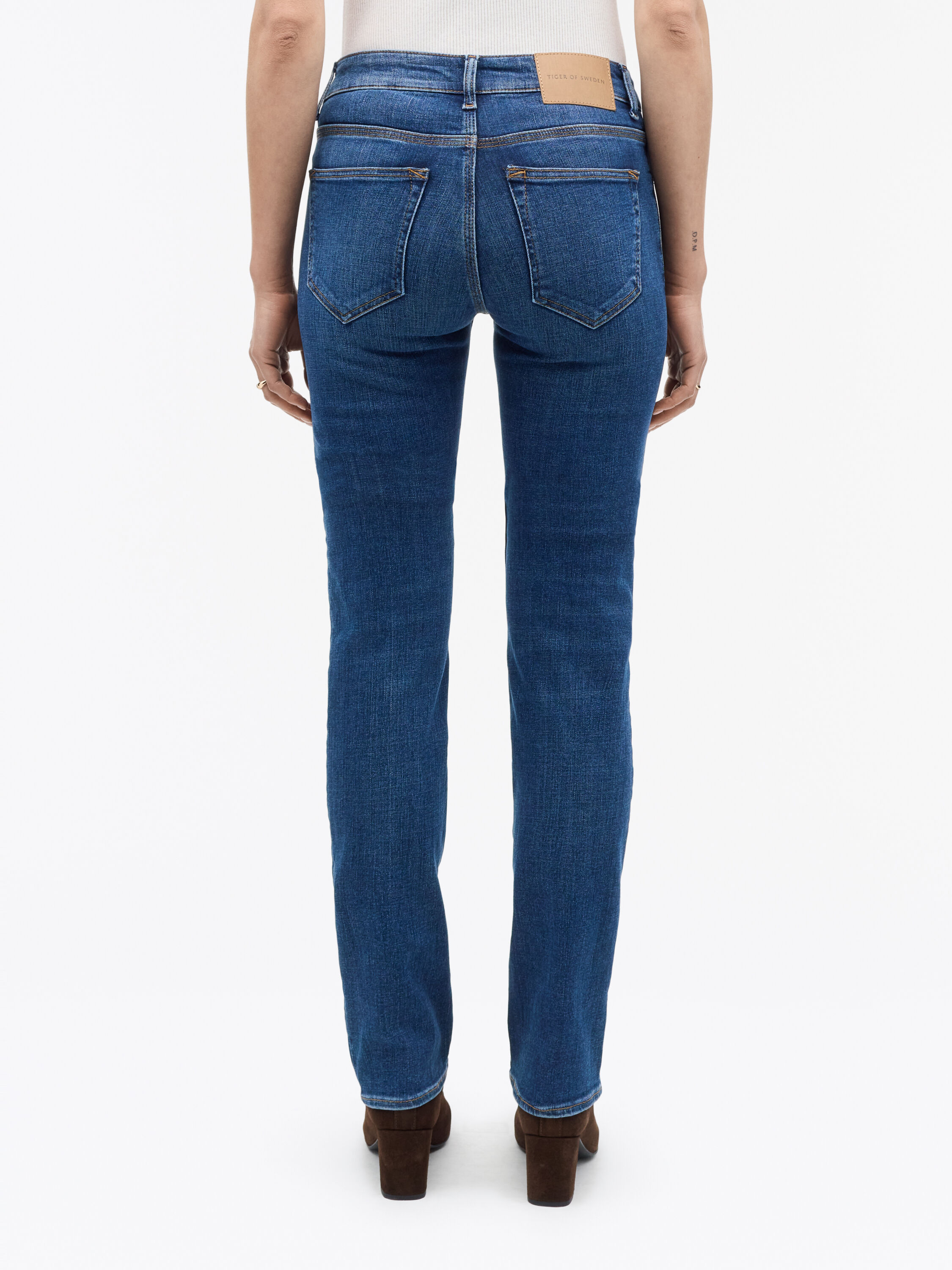 Nan Forestry Extra Slim-Fit Jeans