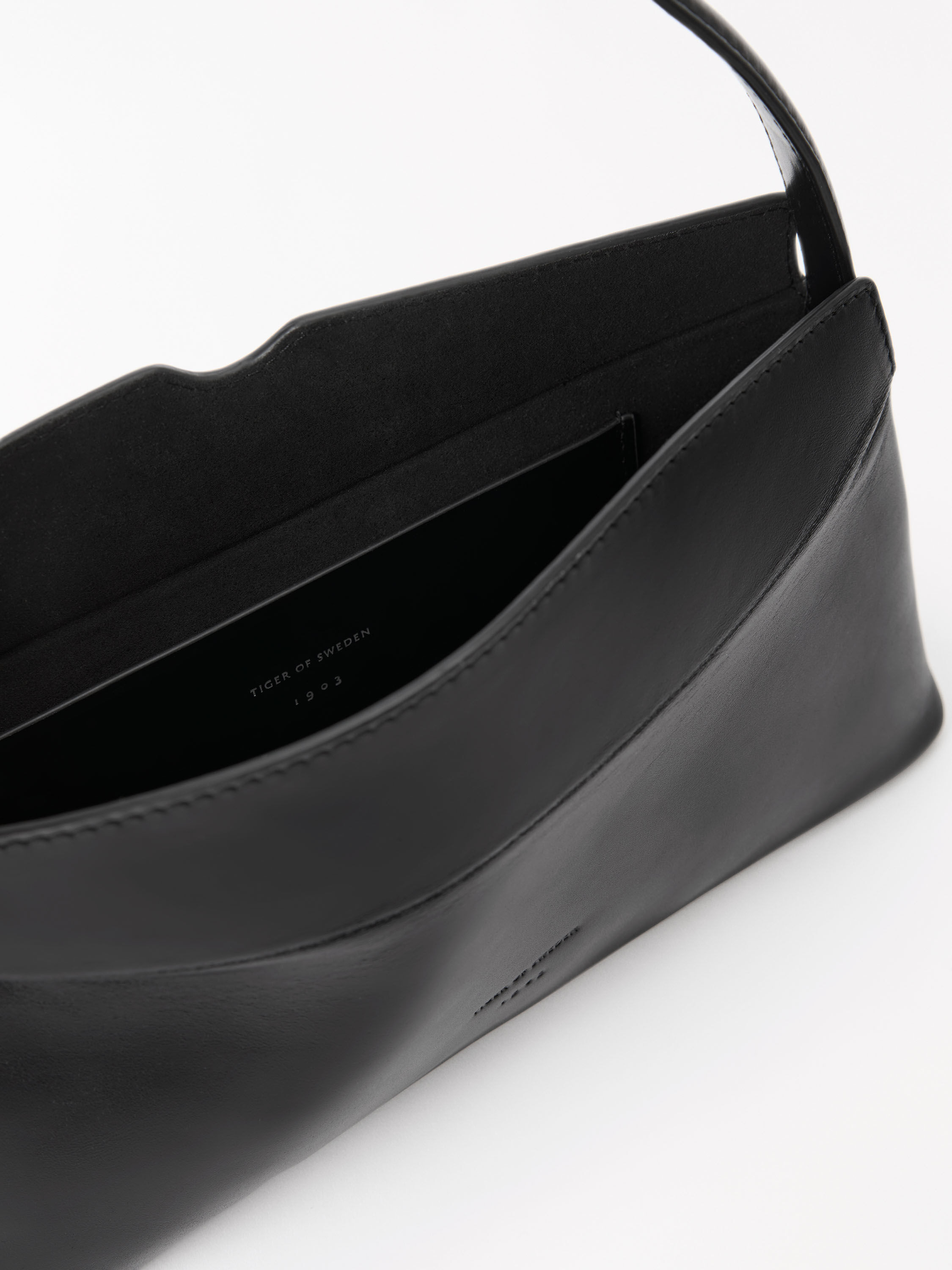  Vesperi Elegant H&aring;ndtaske