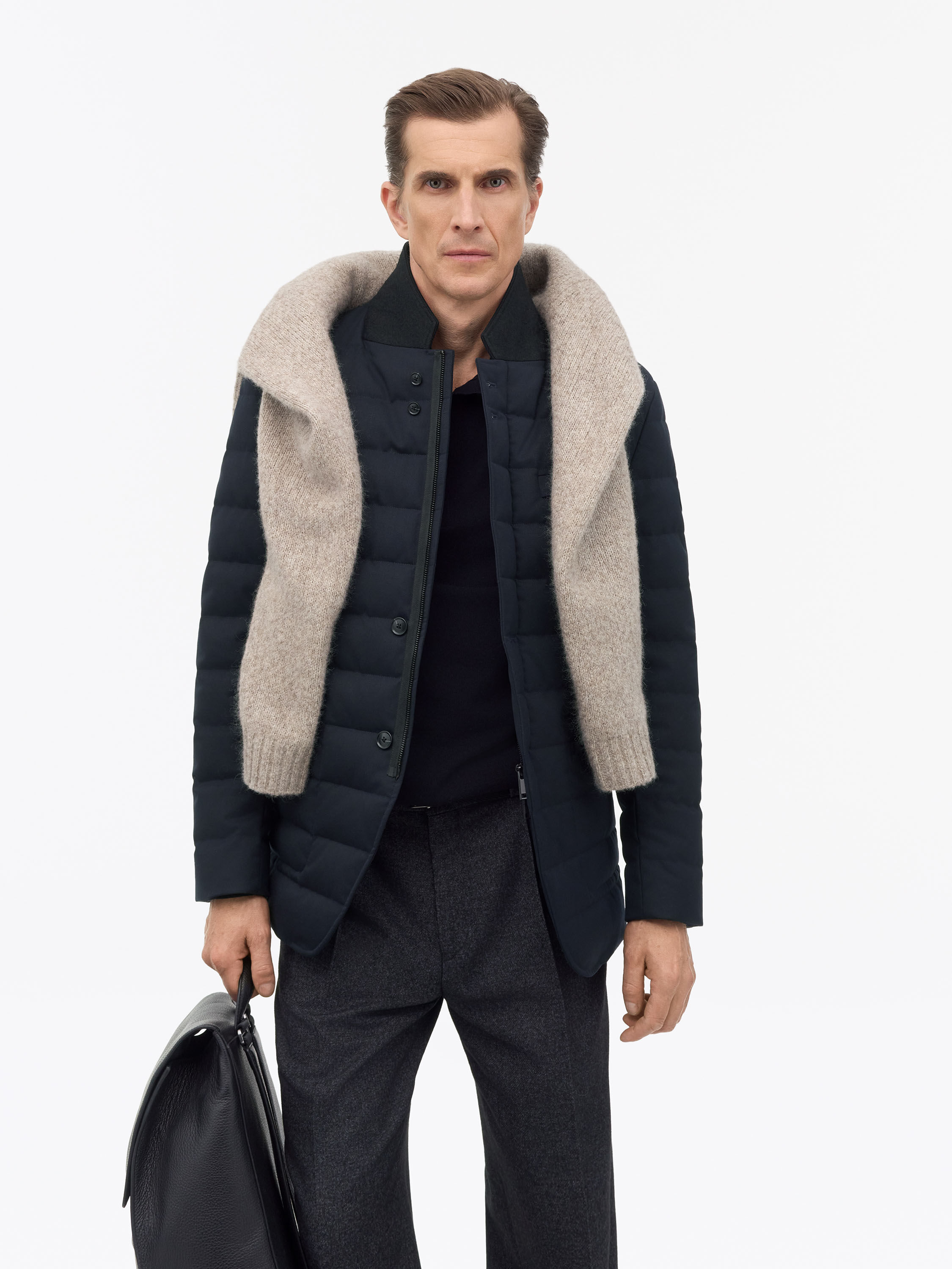Edwin RDS Taillierte Daunenjacke