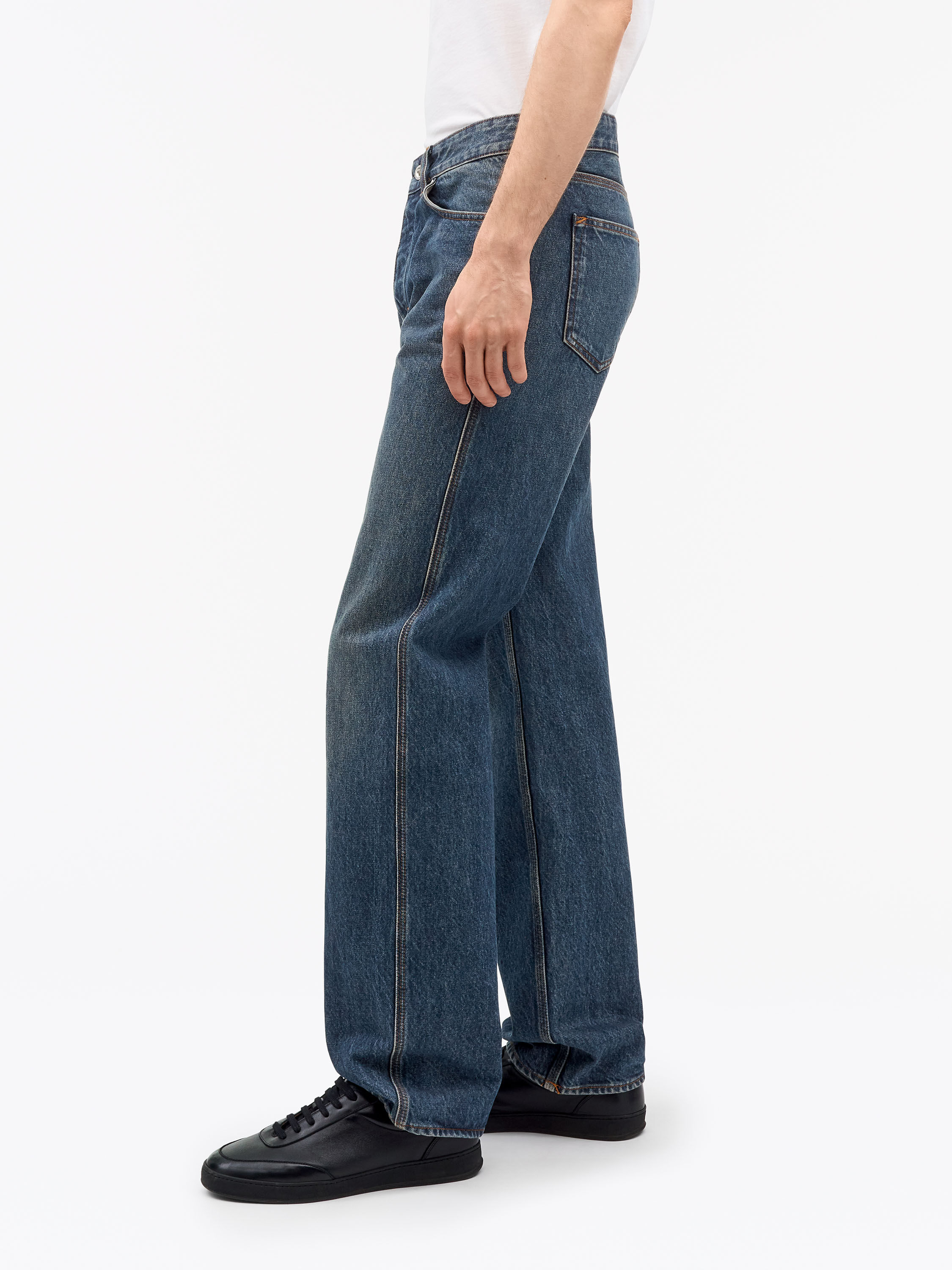 Alec H&ouml;gmidjade Jeans