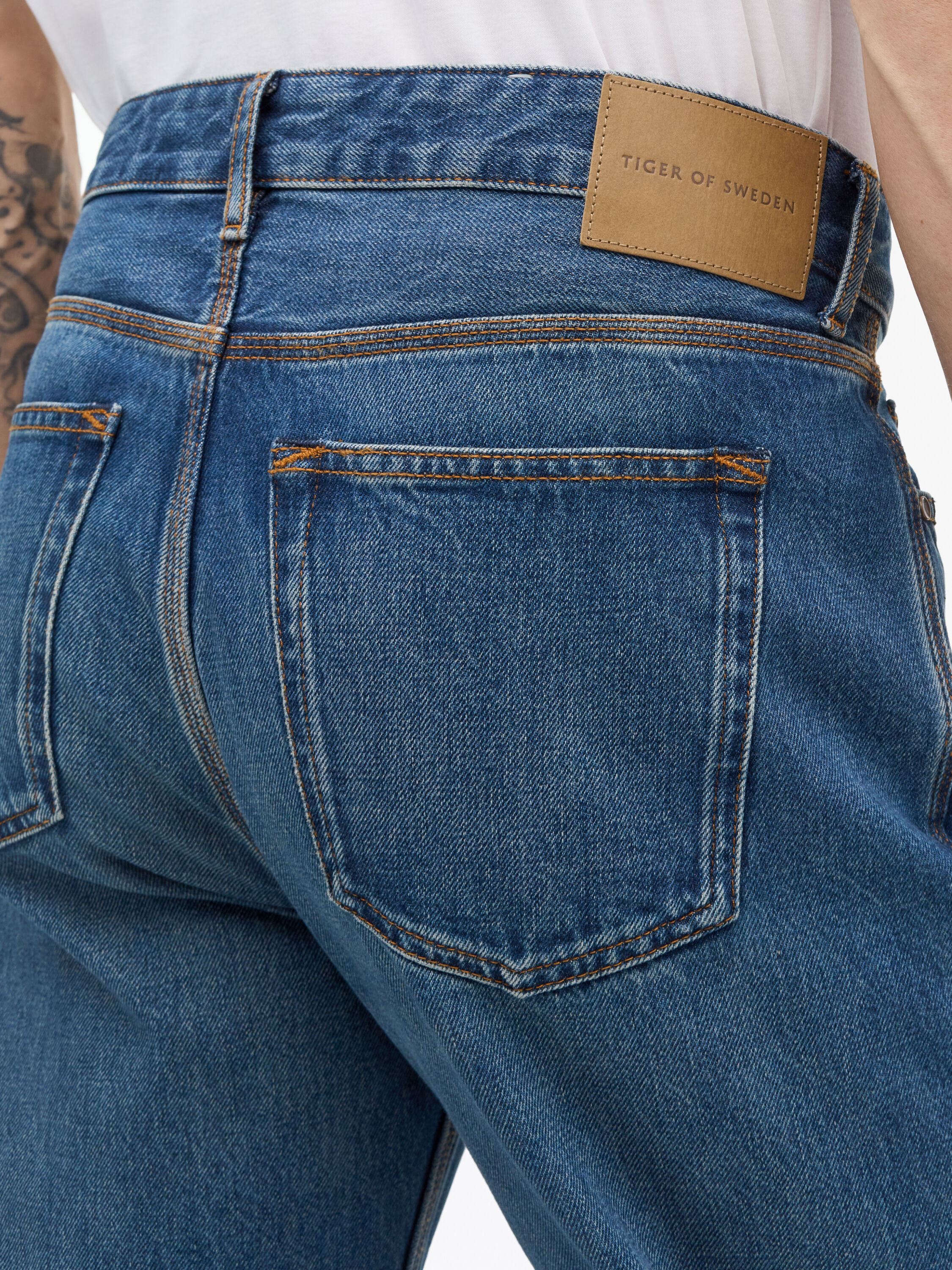 Kit Arctic Regular-Fit Jeans