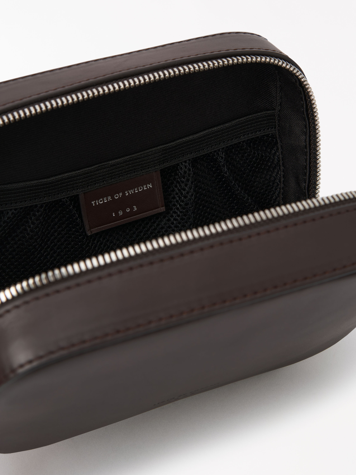 Technica Small Toiletry Bag