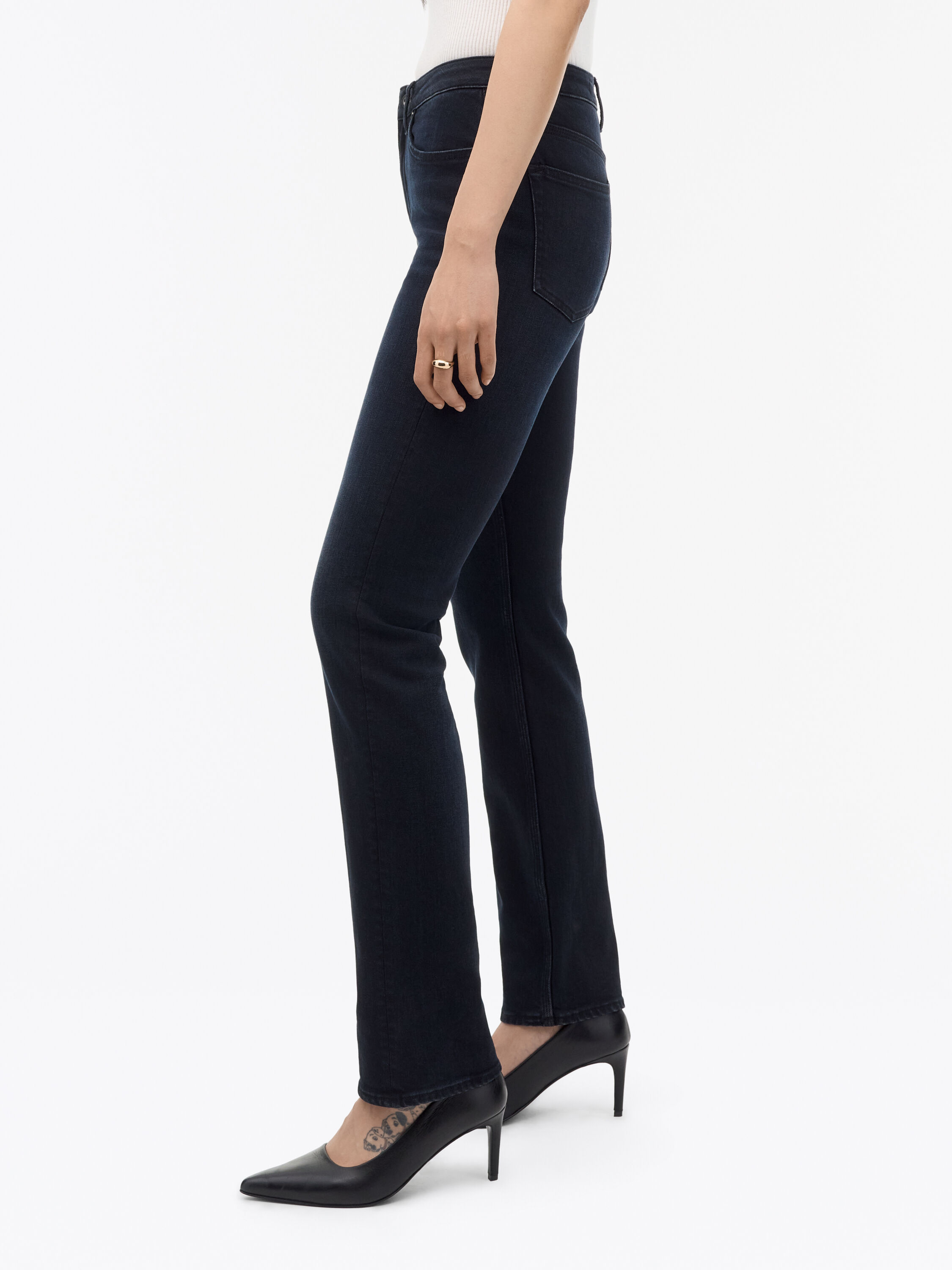 Maggie Muted Slim-Fit Jeans