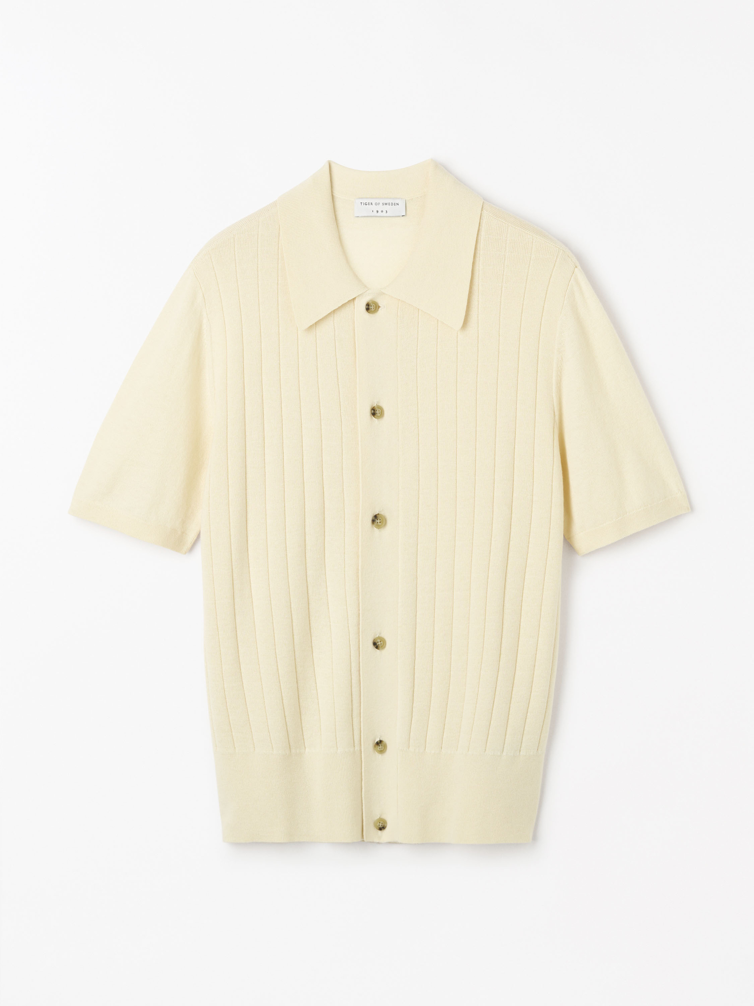 Araawen Fine-Knit Polo