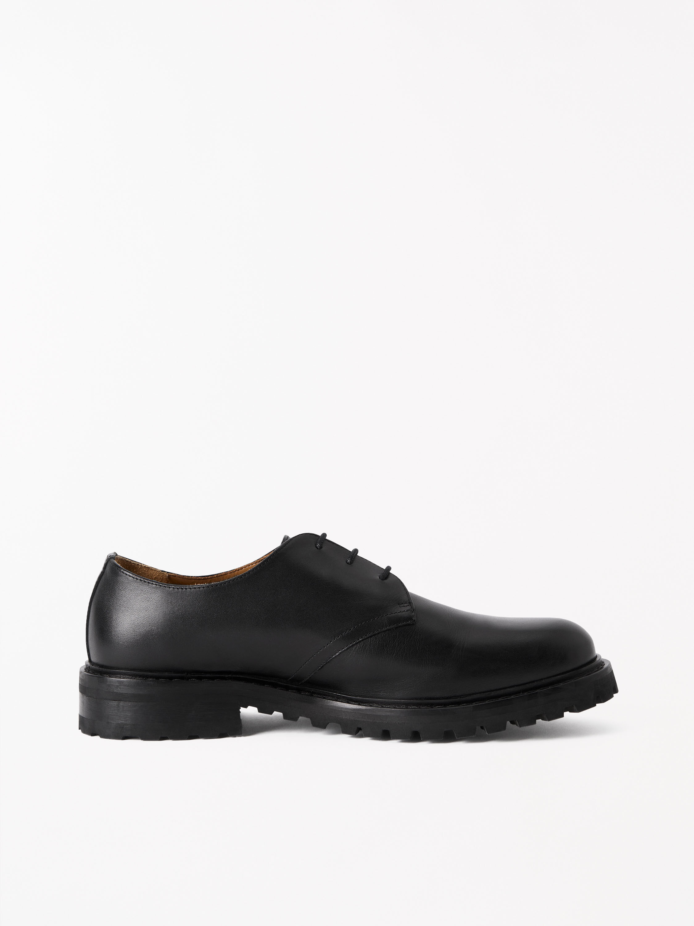 Forma Classic Leather Shoes