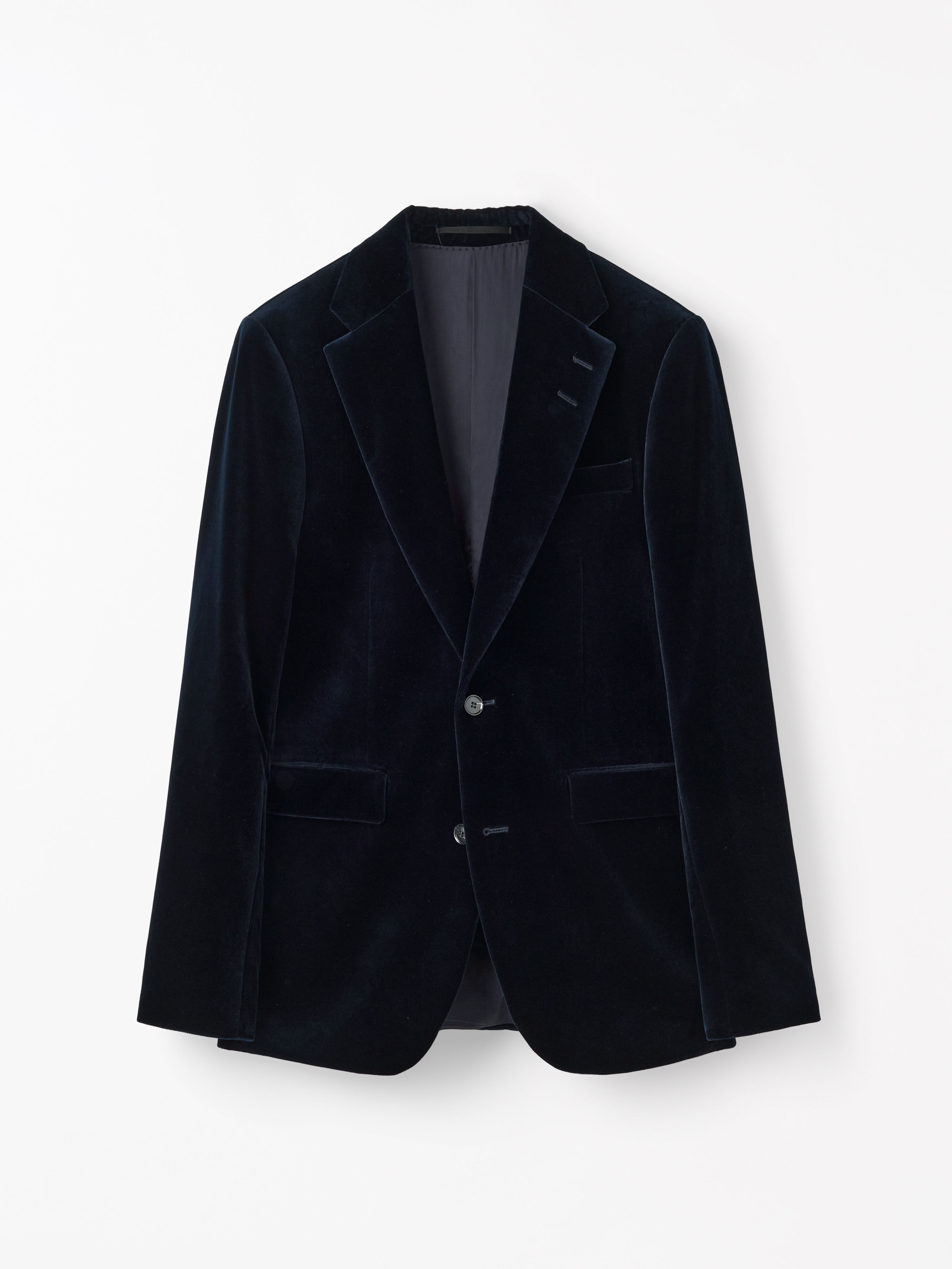 Ease Velvet Tuxedo Jacket