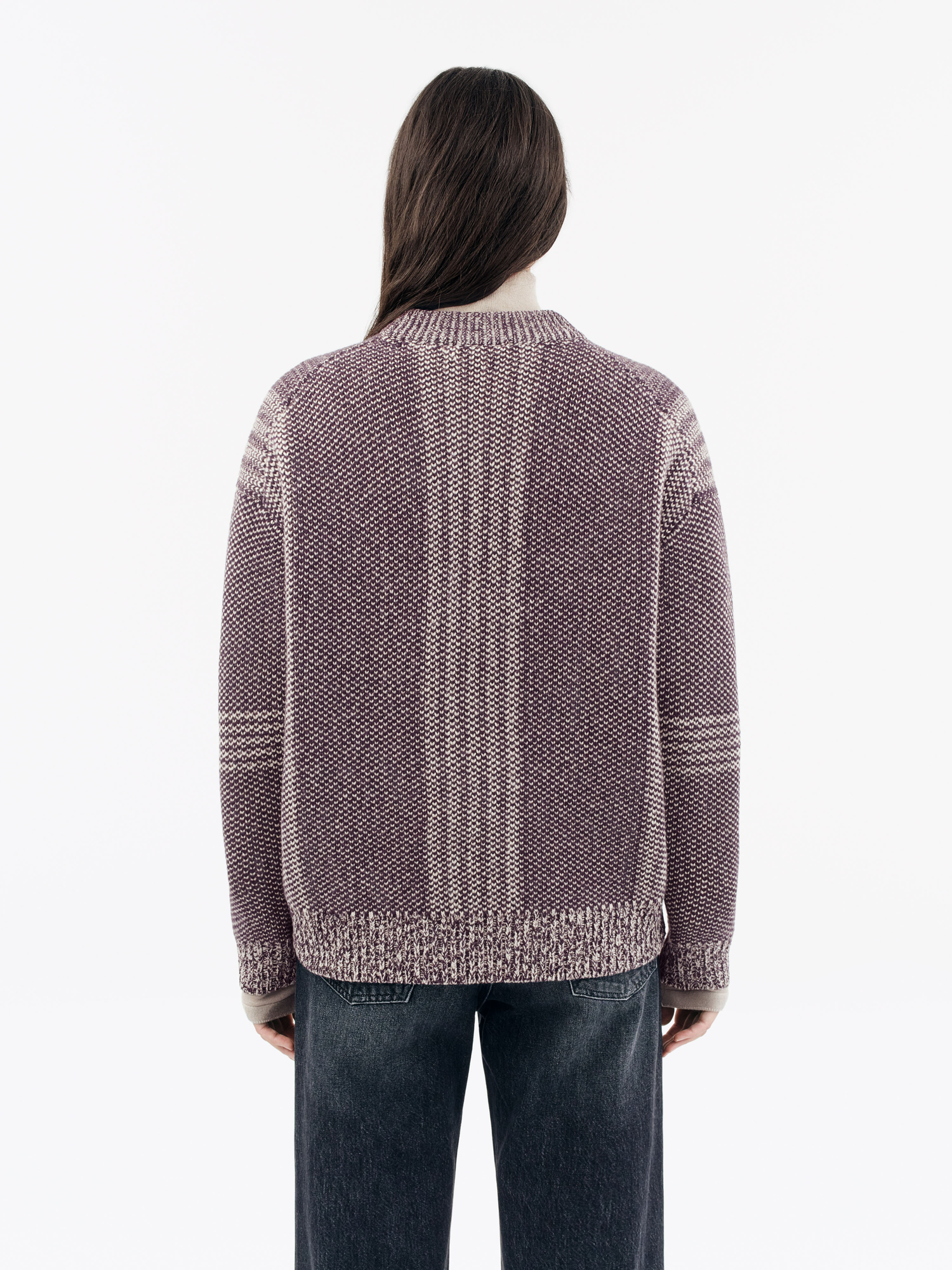 Lawin Sweater
