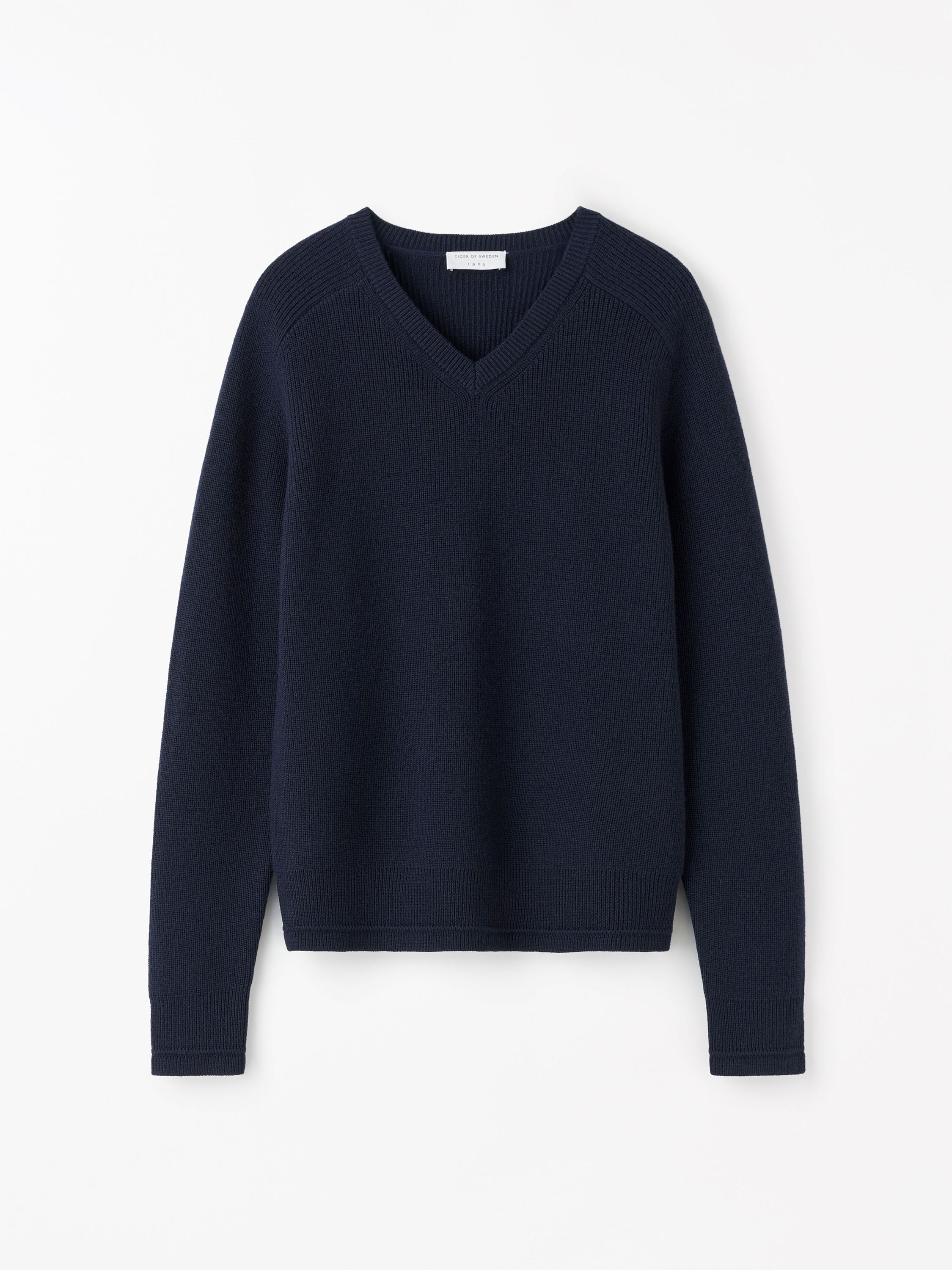 Logan V-neck Rib Pullover