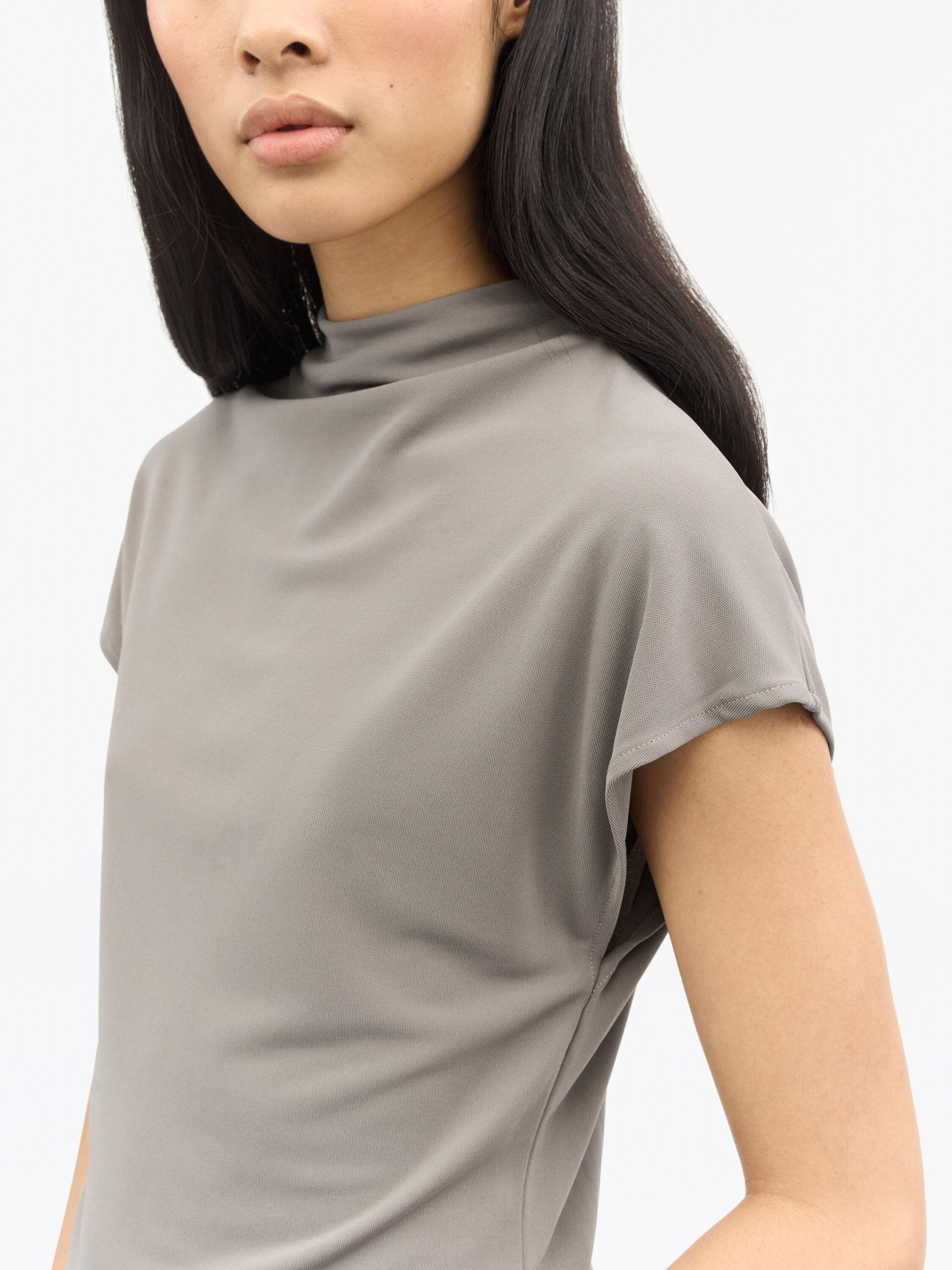 Alitta Slip-on Shaped Top