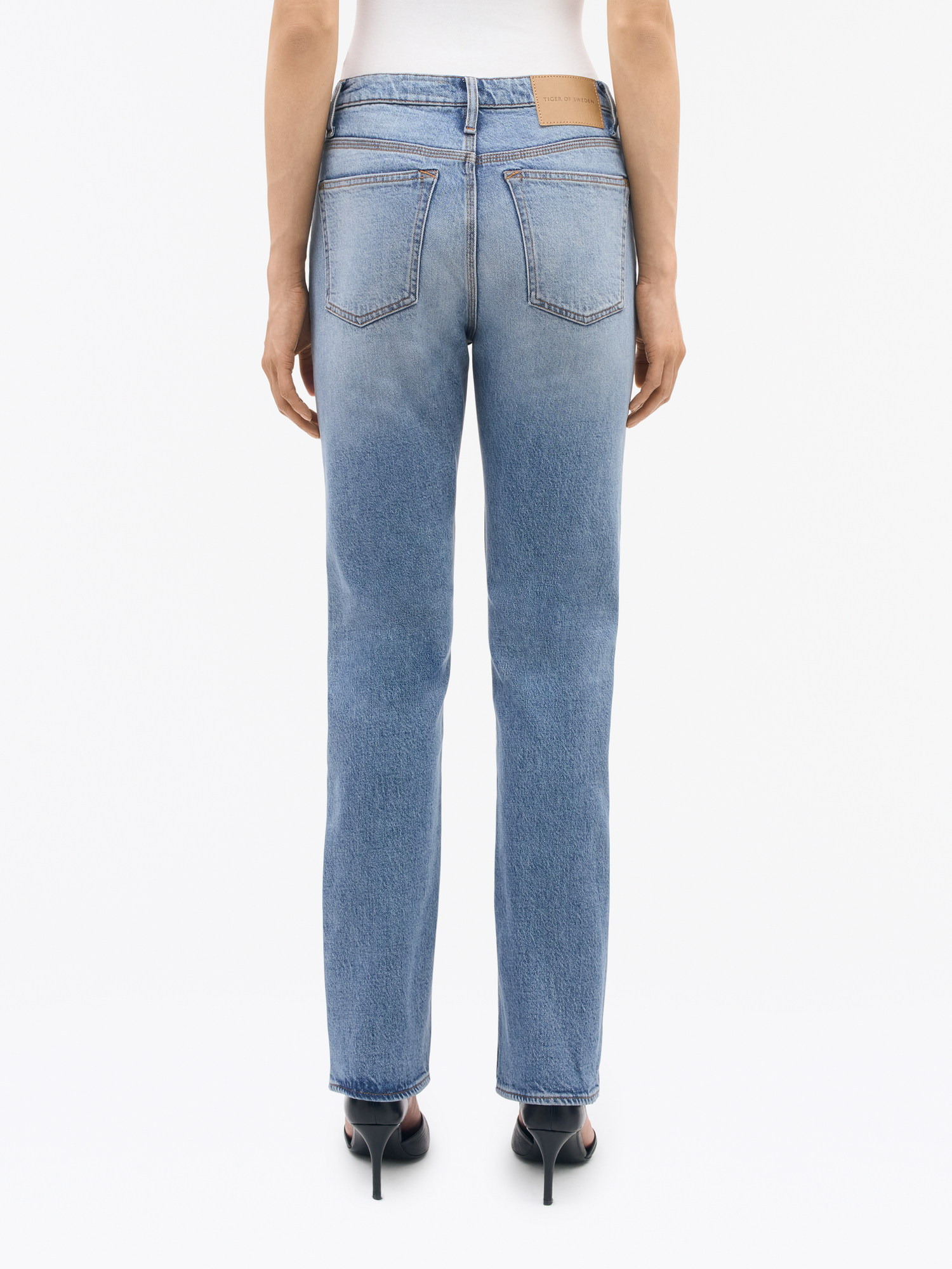Maggie Slim Straight Jeans