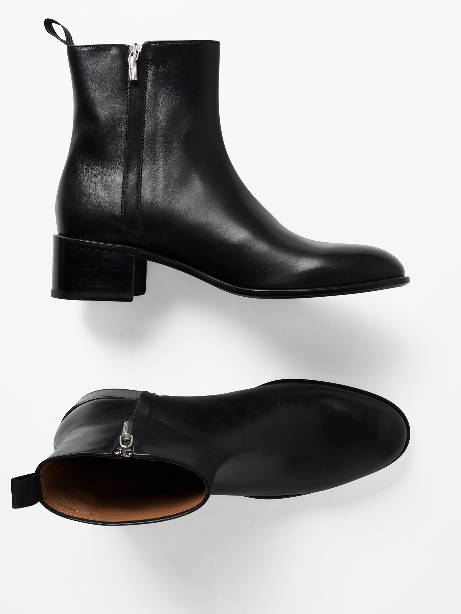 Insurio Boots