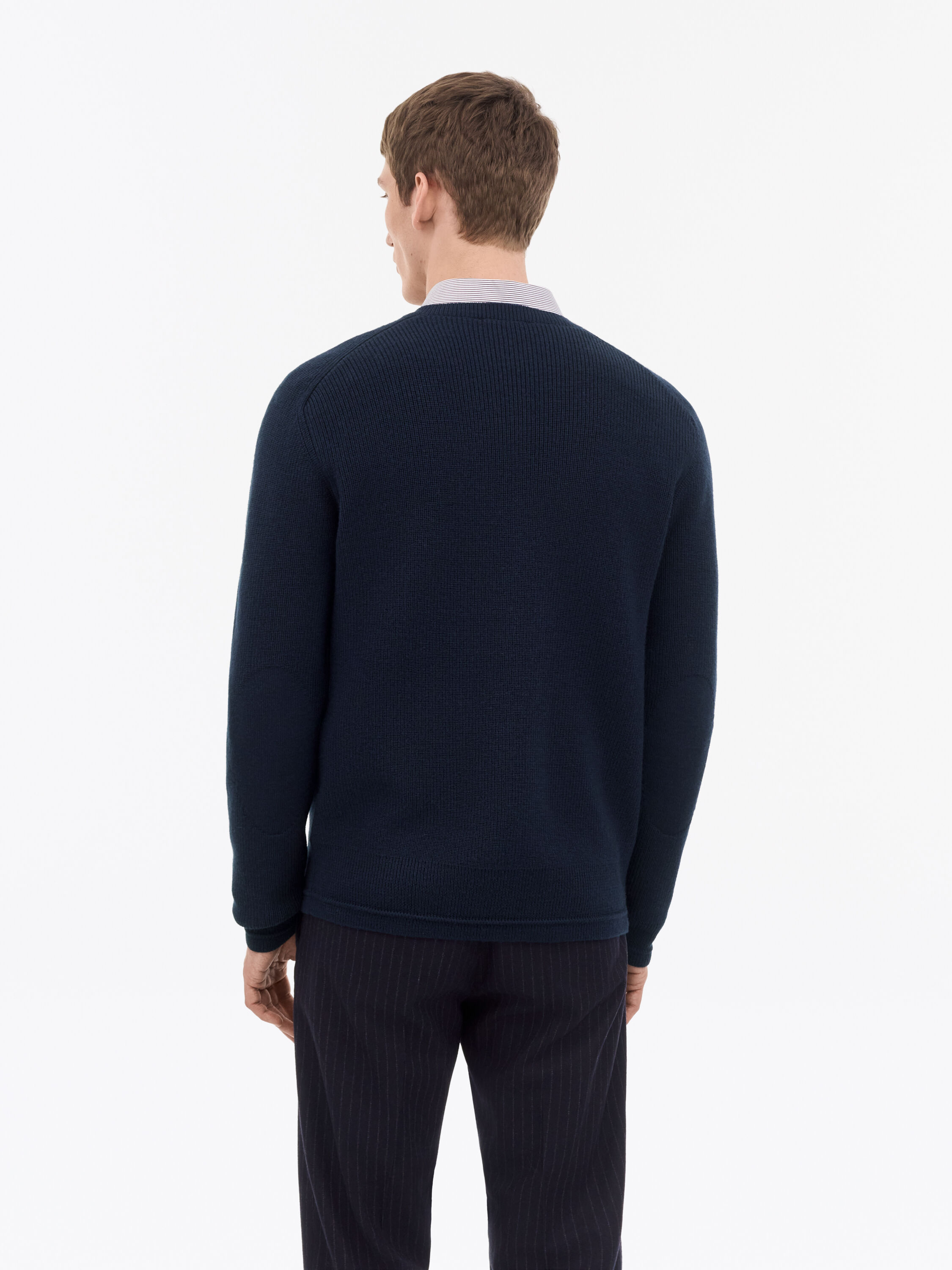Logan V-neck Rib Pullover