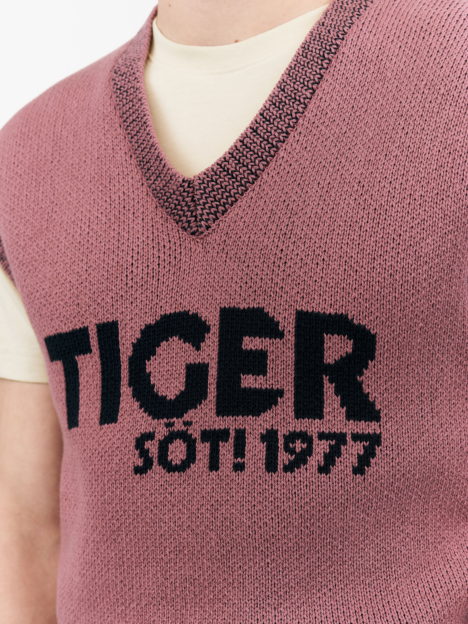 Rhees Pullover